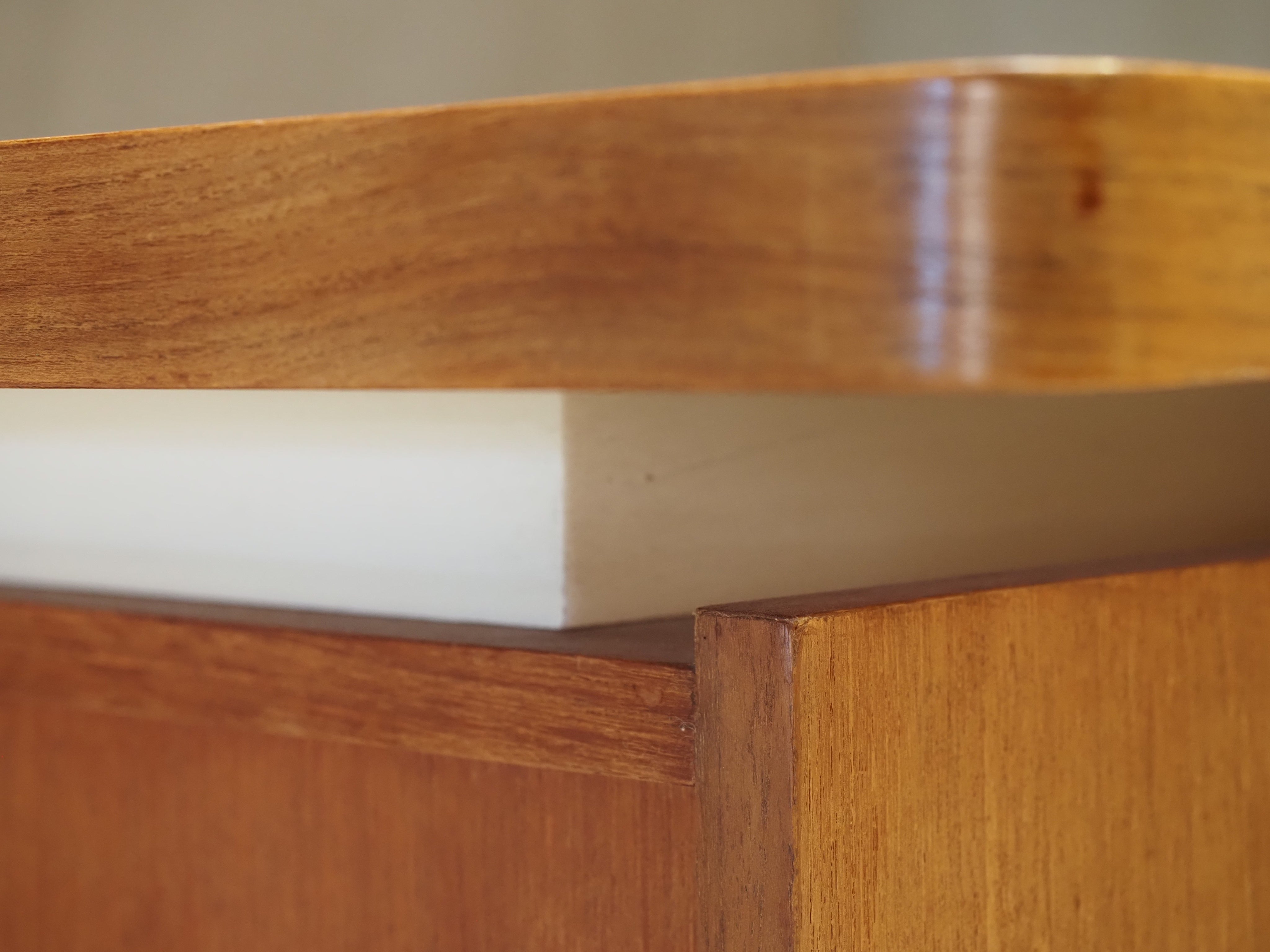 Boomerang Floating Desk by Tijsseling, The Netherlands, 1960s — close-up