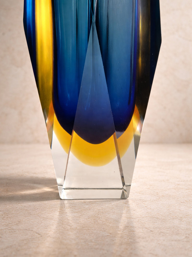 Large Flavio Poli Murano Vase - 1960s — close-up of colored glass base