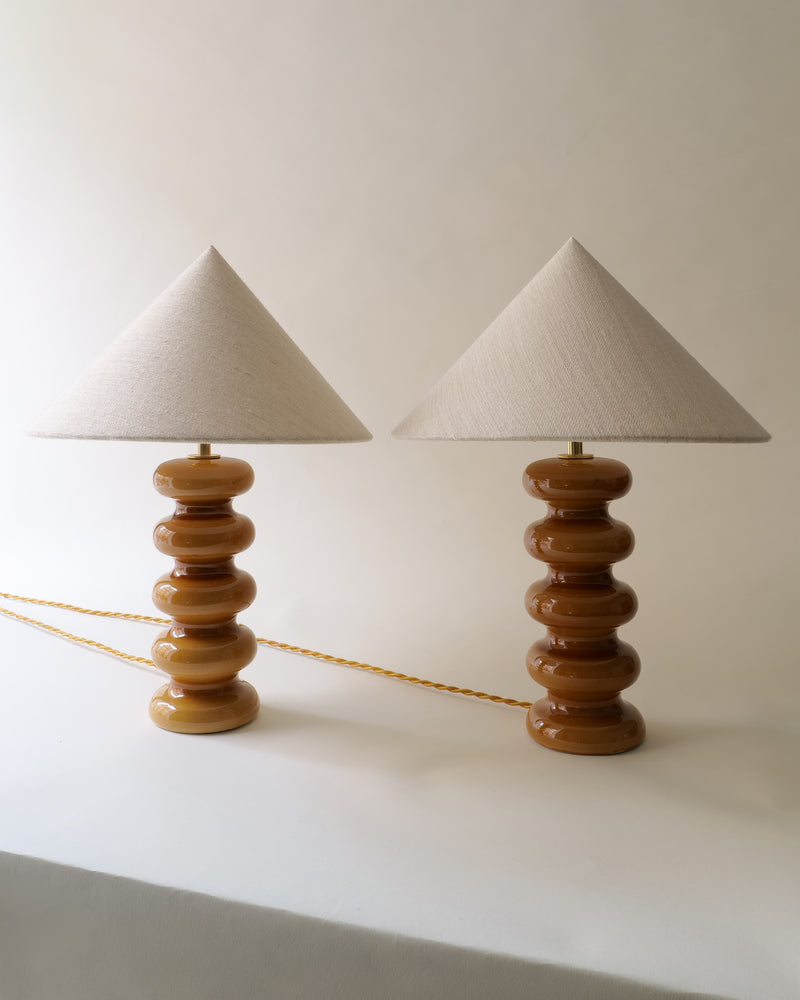 Vintage Table Lamp in Ceramic - Sculptural Collection — close-up of glossy ceramic base and linen shade