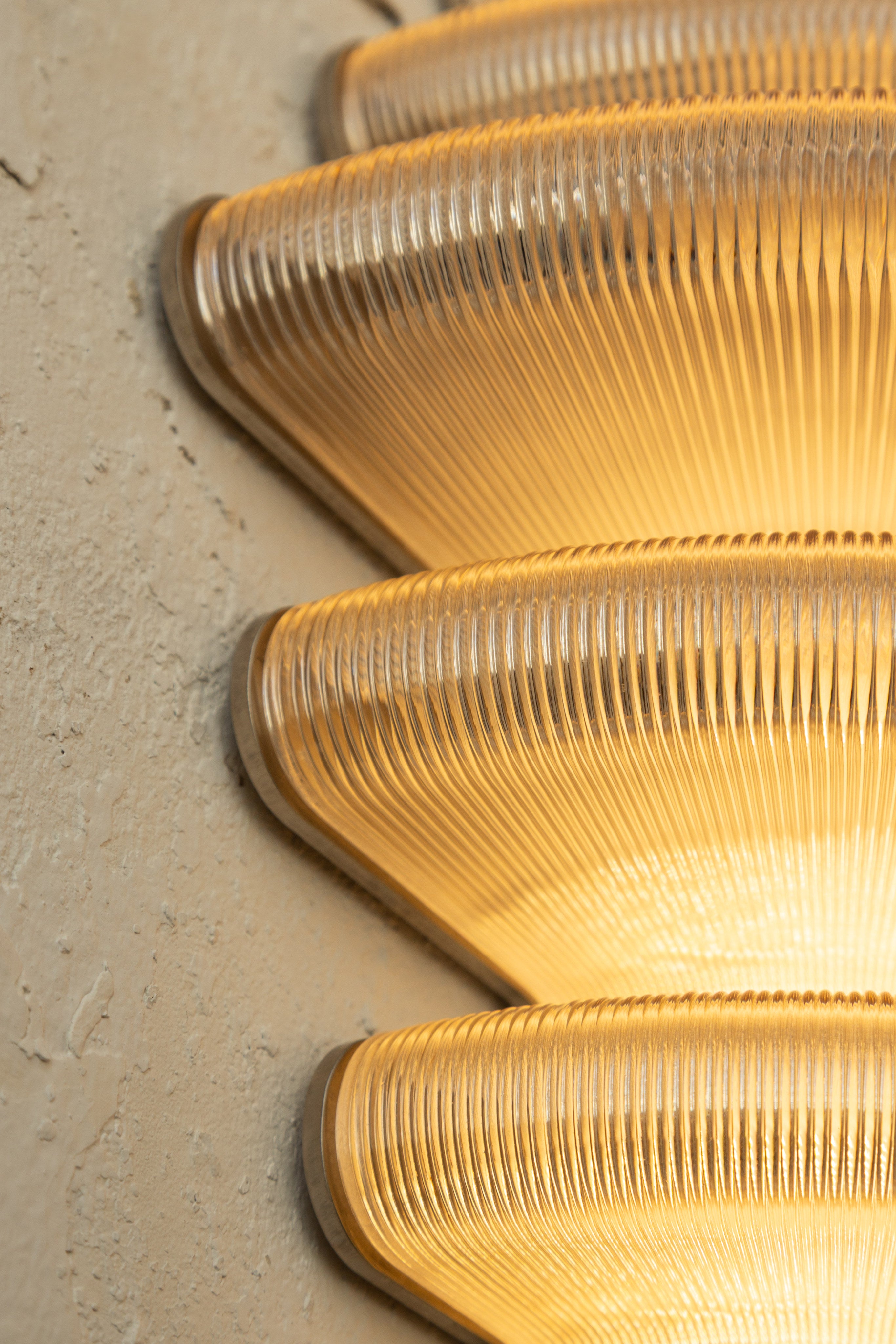 HIVE wall sconce — side angle