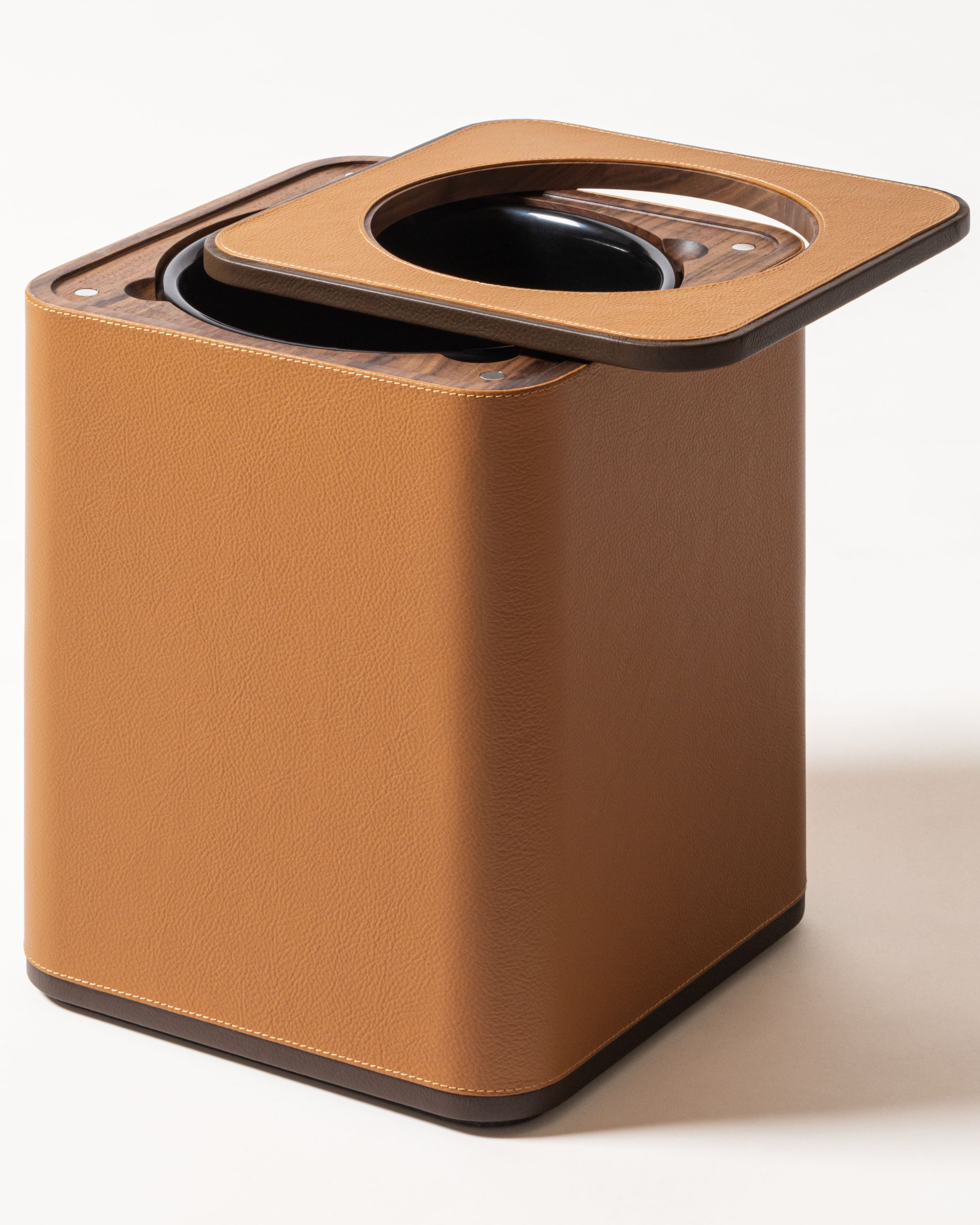 Corbeille en cuir WASTEPAPER