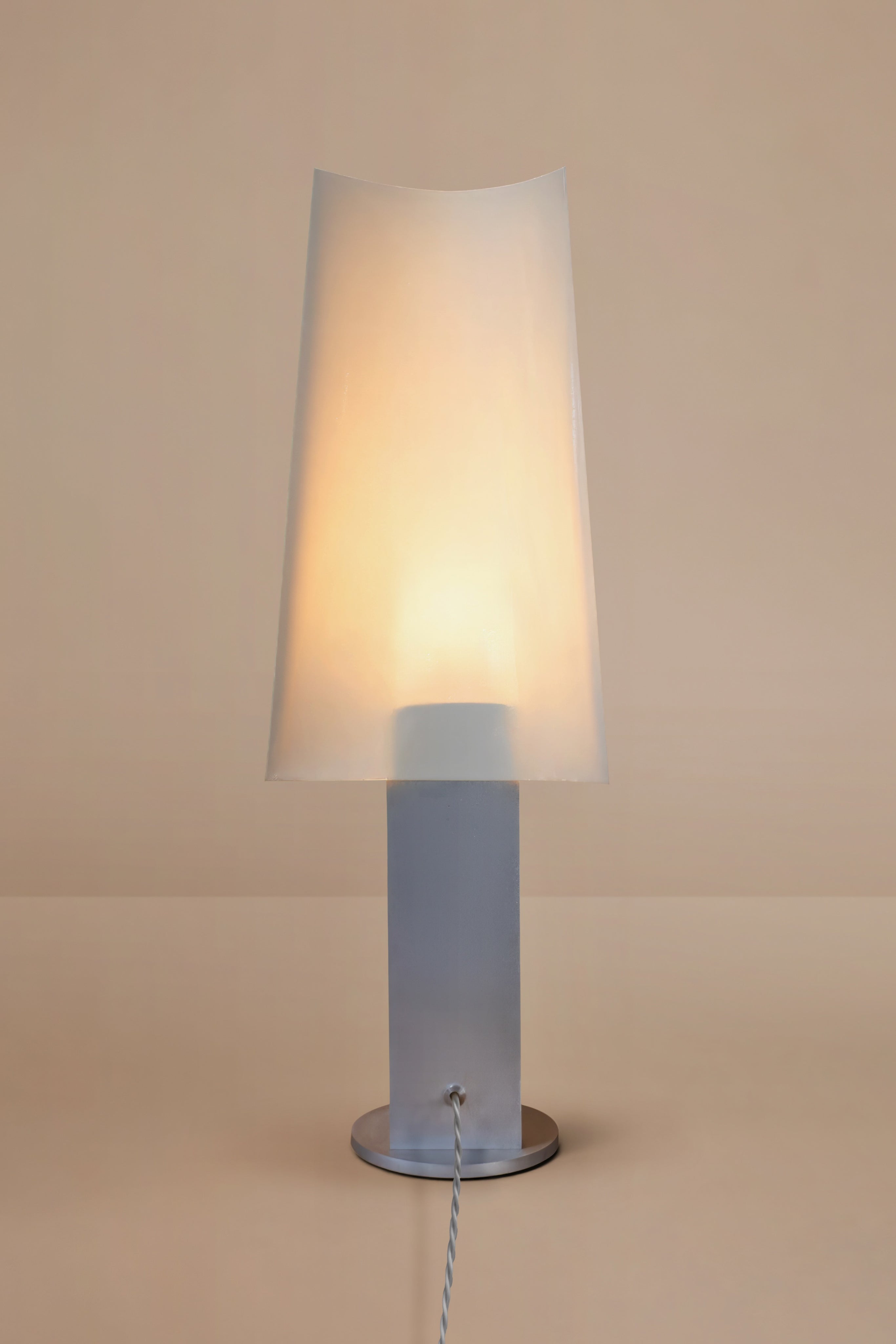 Soft Ply Table Lamp (Lacquered Paper) — detail view