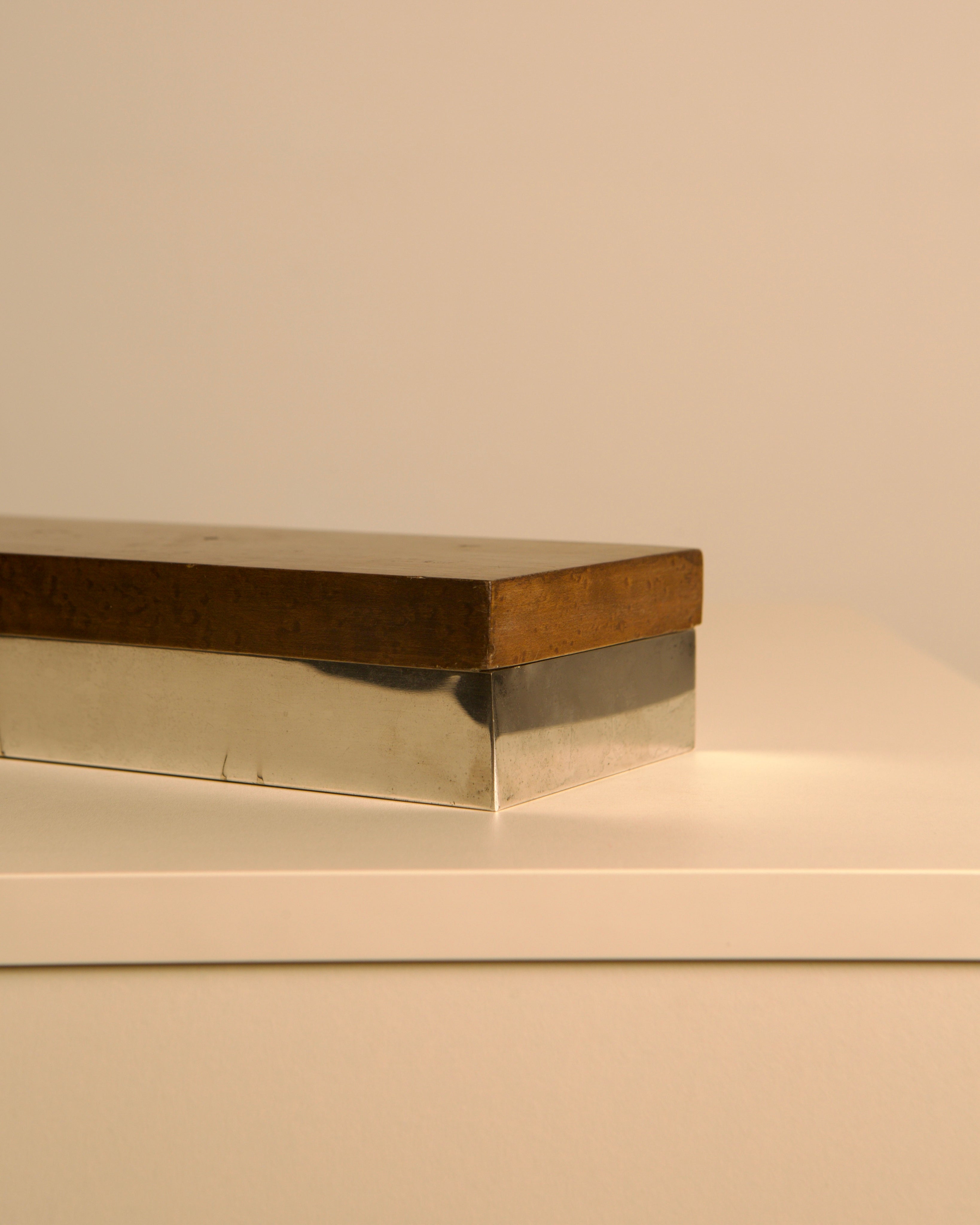 Vintage Italian Burl Walnut and Silvered Metal Box, 1960s — close-up