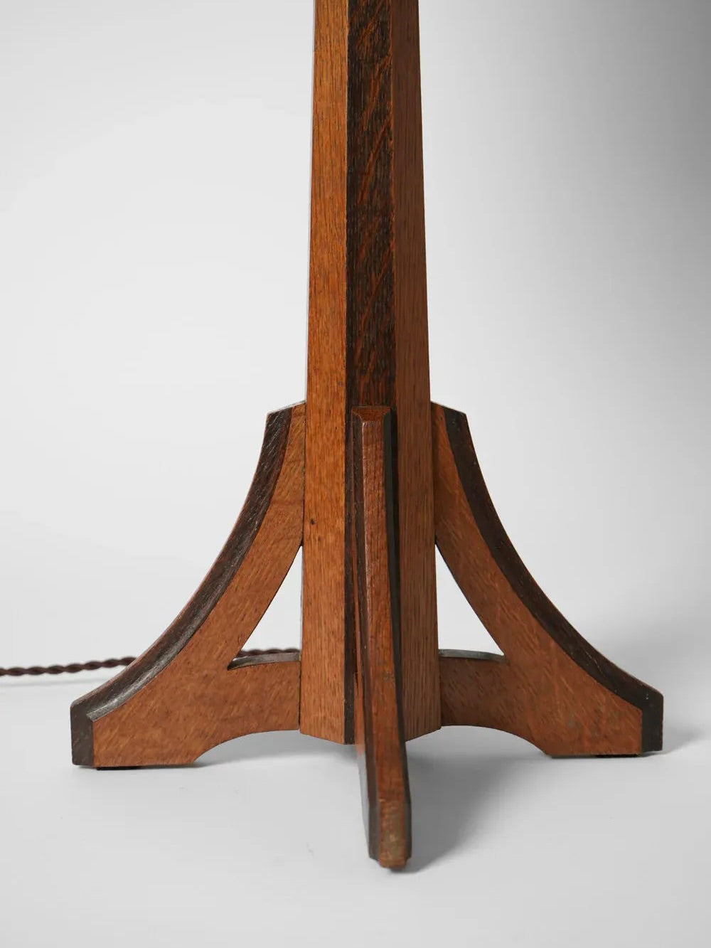 Arts & Crafts Oak Lamp, 1920s — close-up of wooden base detail