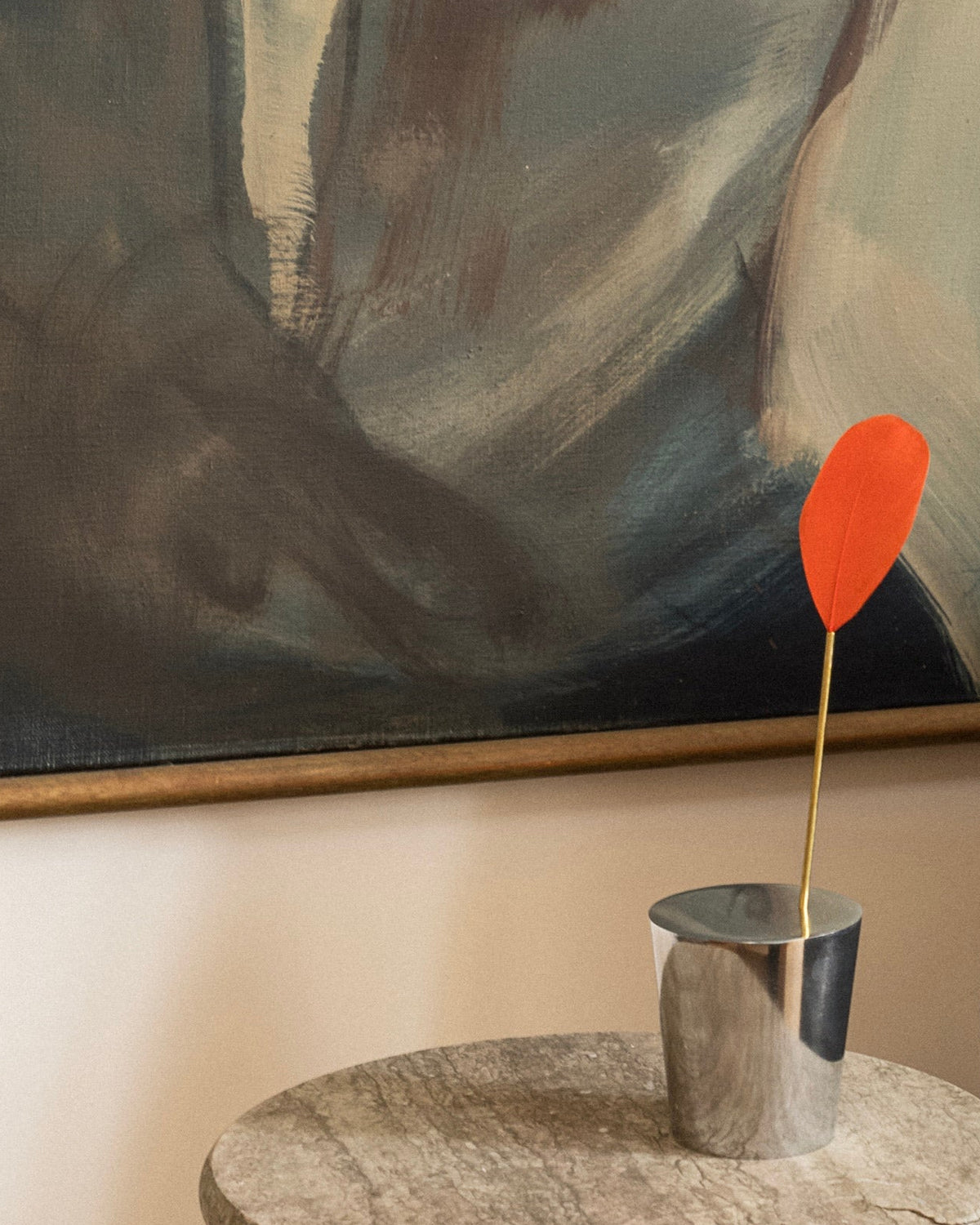 L'Assommoir, Ronan Bouroullec, 1992 - Paperweight in Cast Aluminium. — detail view