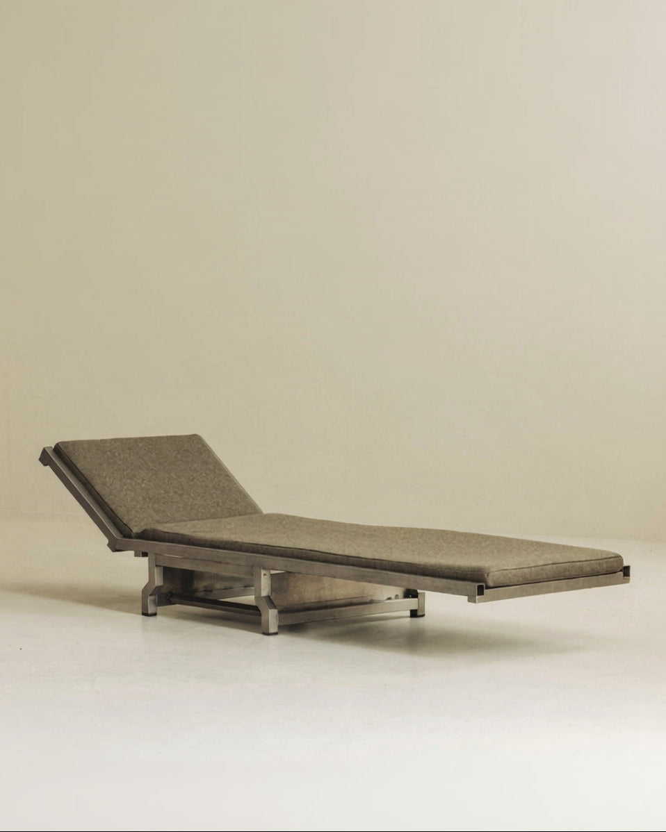Exceptional French Stainless Steel Modernist Daybed / Chaise Longue, 1970s by Modern Living | The Oblist