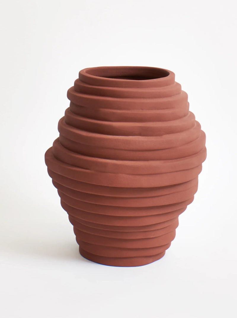 Alfonso Vase Brick — close-up of terracotta textured surface