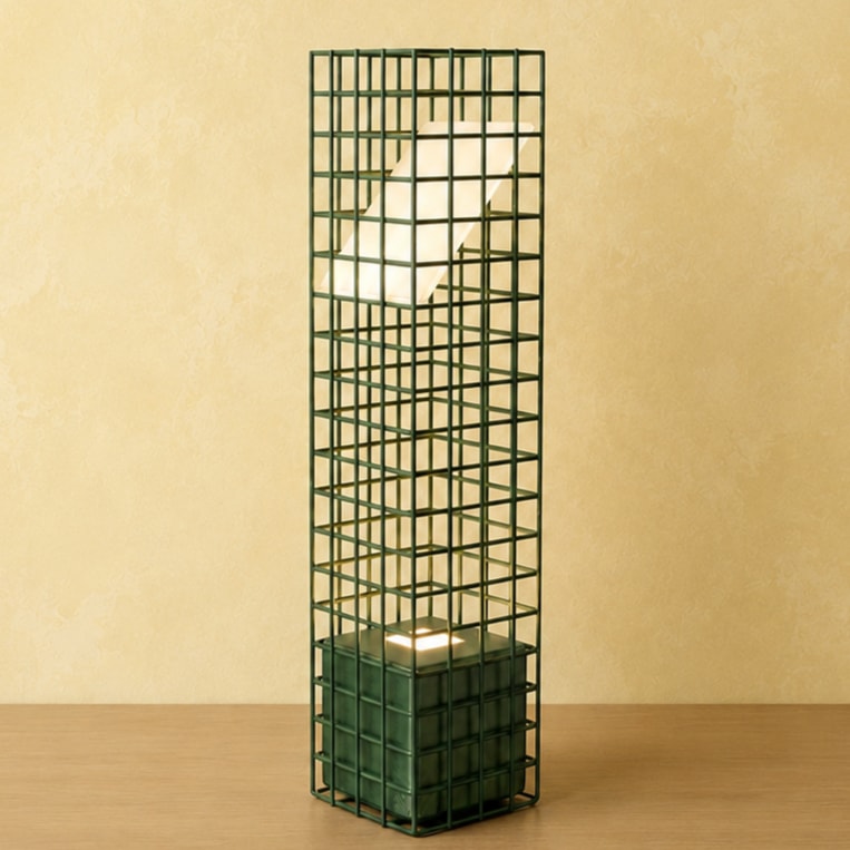 Ami Desk Lamp in Steel Mesh and Glass — side angle