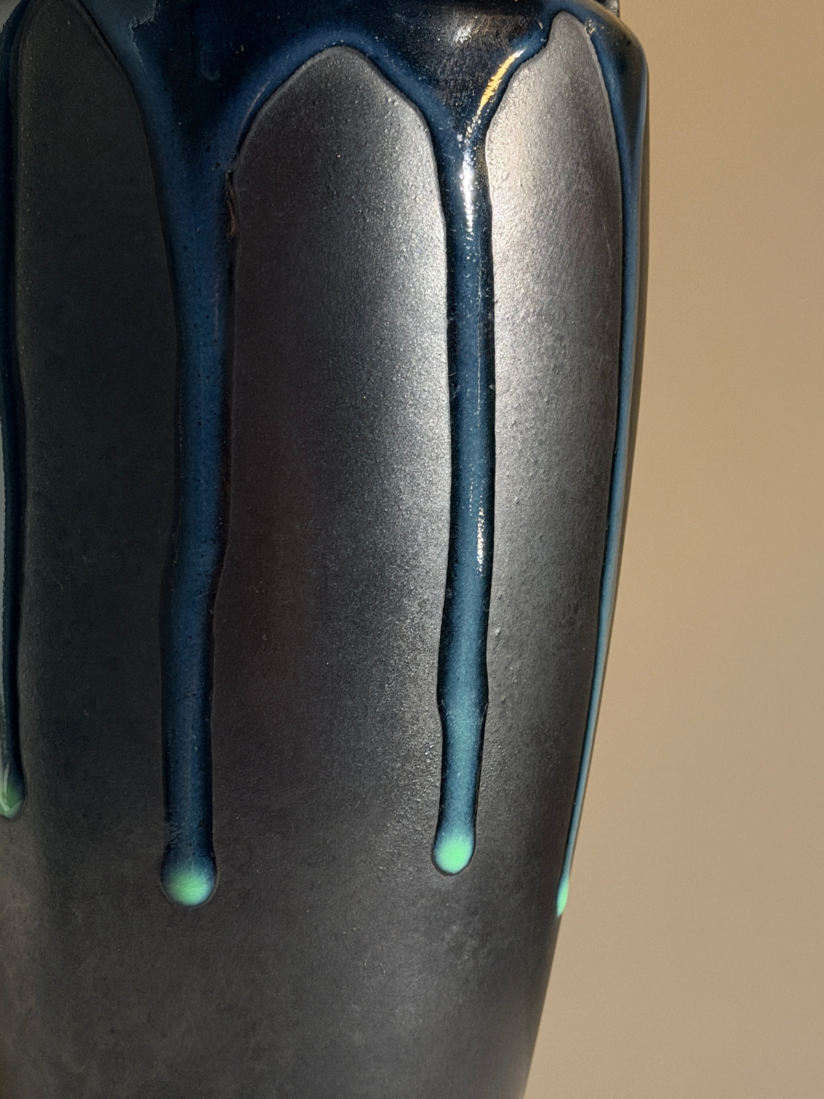 Large Art Deco handled vase by Alfred Lebret, France, circa 1920 — close-up