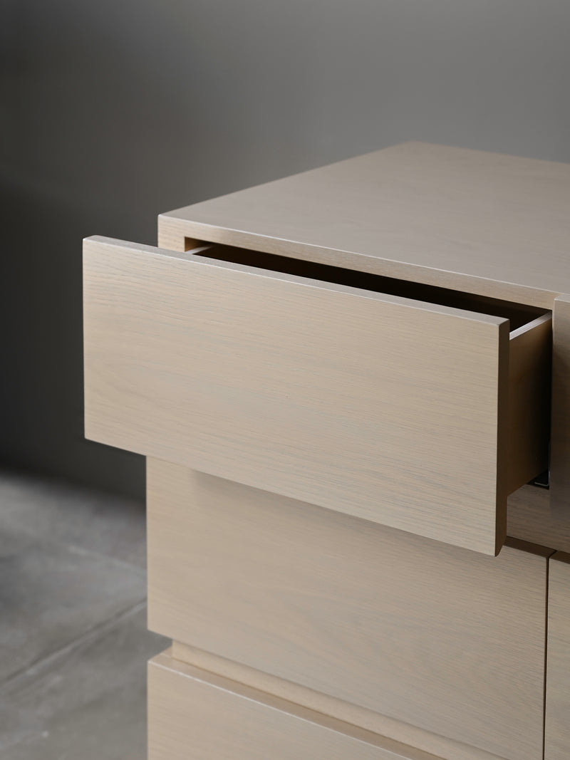 Château Bleached Oak Dresser — detail view