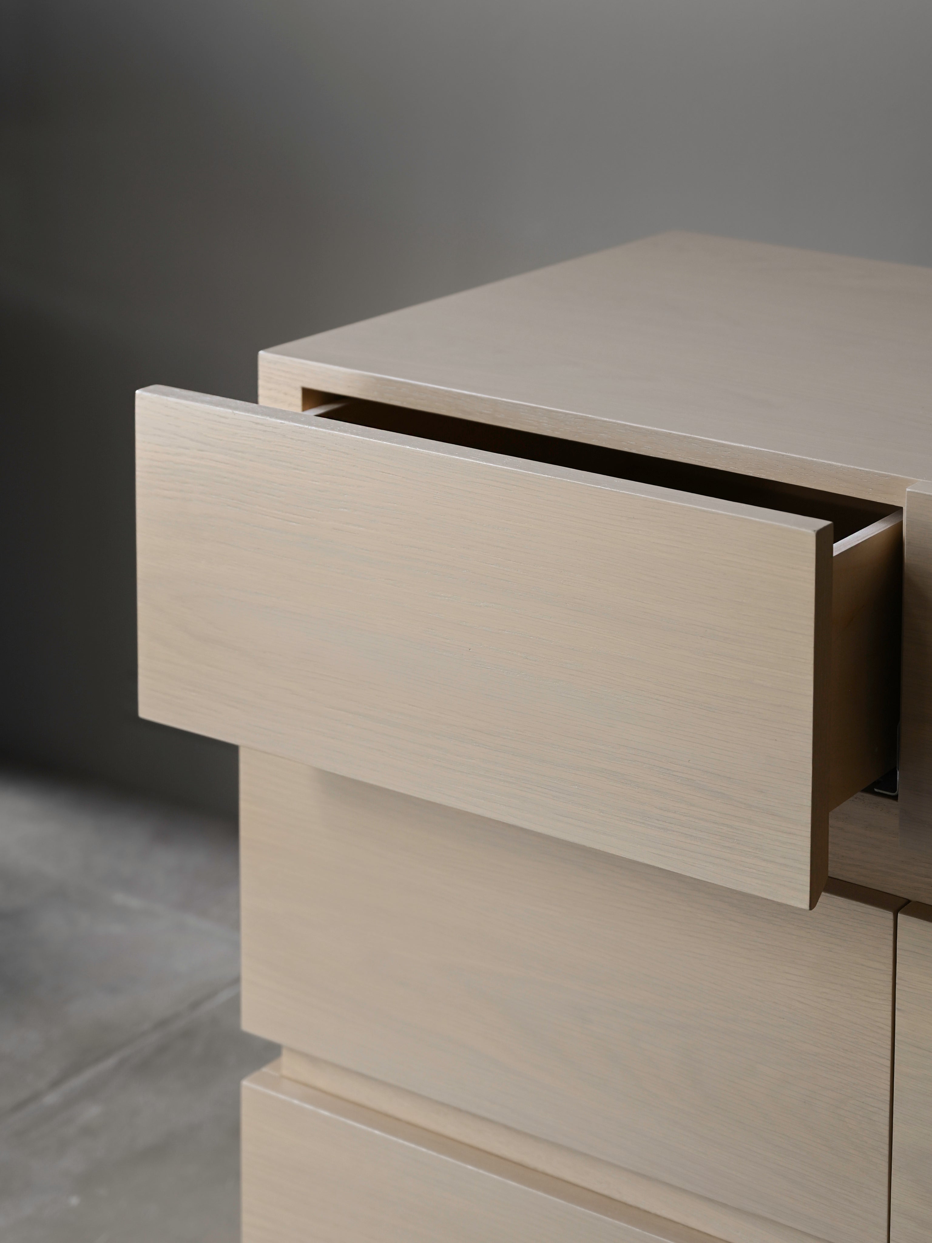 Château Bleached Oak Dresser — detail view