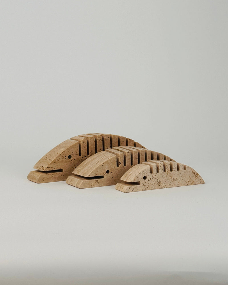 Set of 3 travertine Sculptures by Fratelli Mannelli | The Oblist — handcrafted beige stone