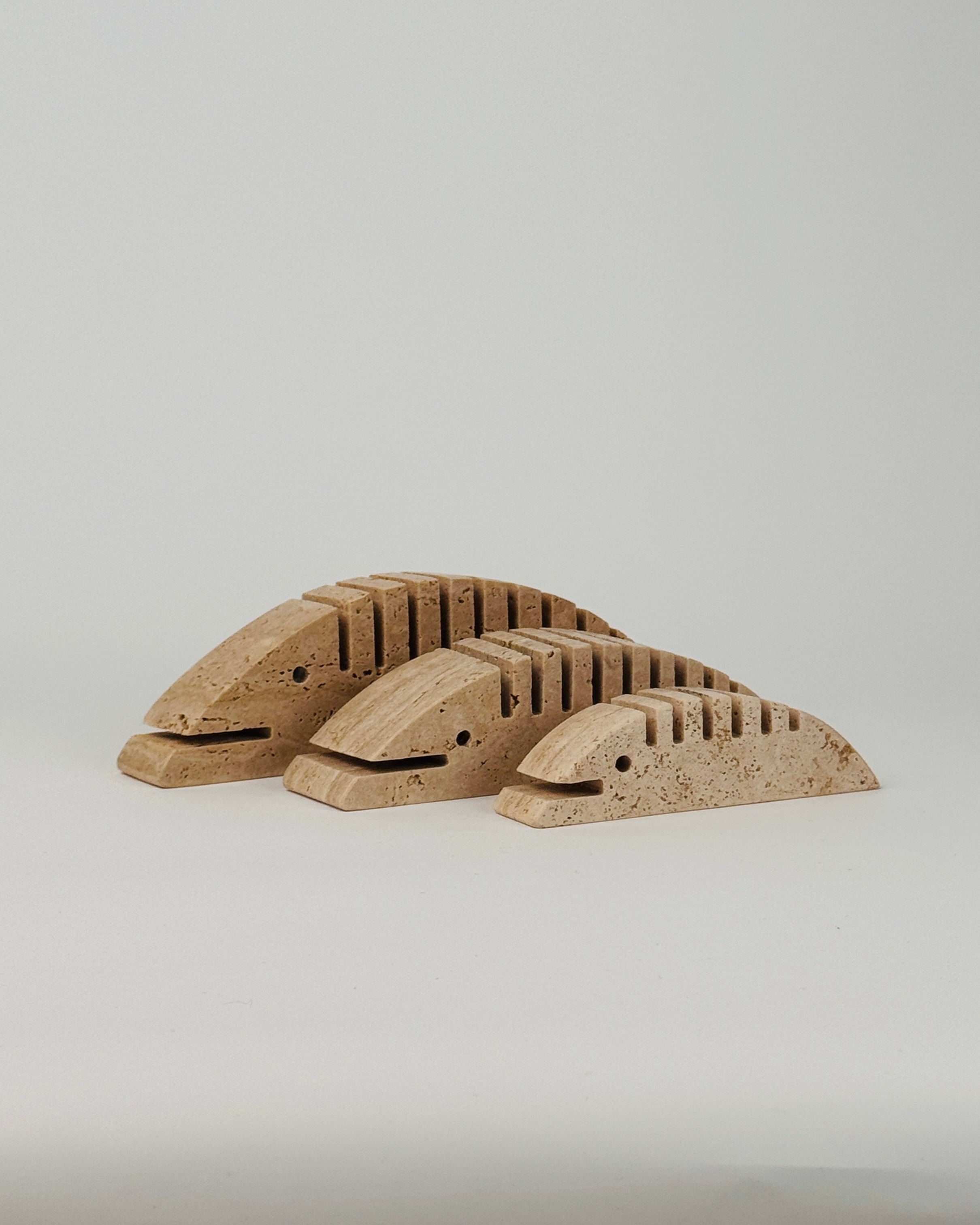 Set of 3 travertine Sculptures by Fratelli Mannelli | The Oblist — handcrafted beige stone