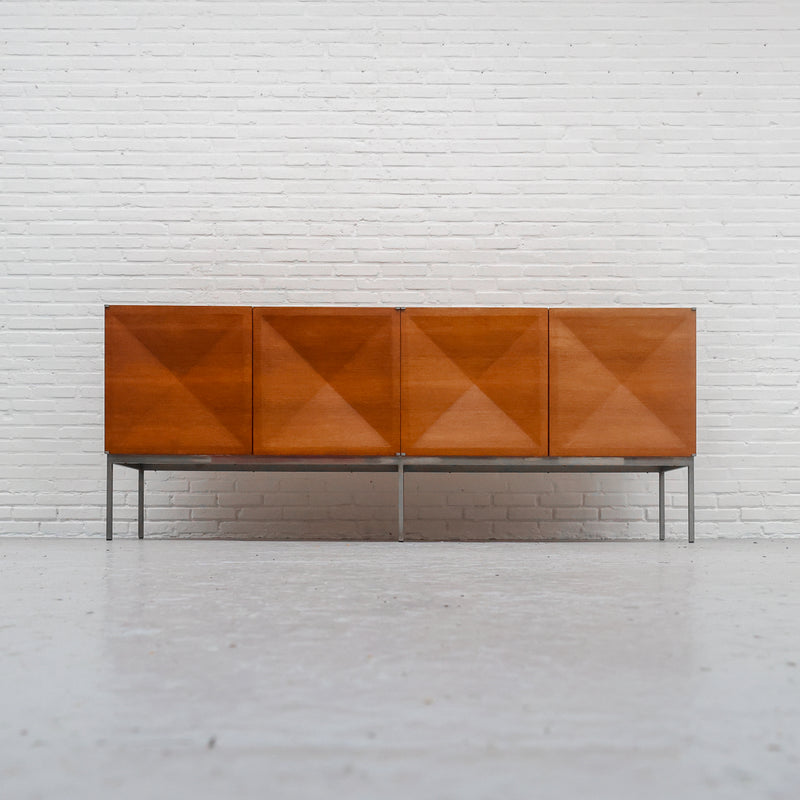 Behr 1307 Diamond Sideboard 1960s — detail view