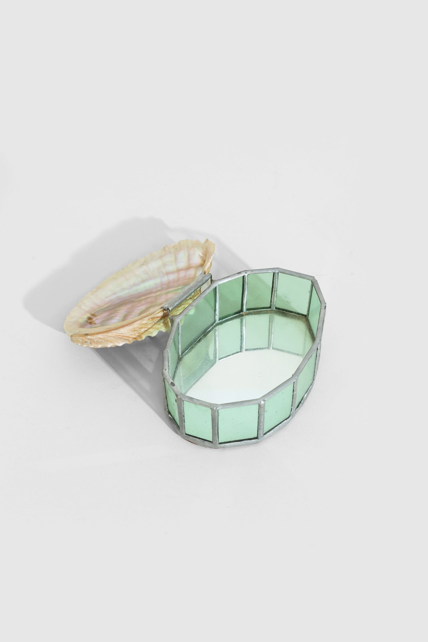 Red Abalone Shell Jewelry Box — side angle