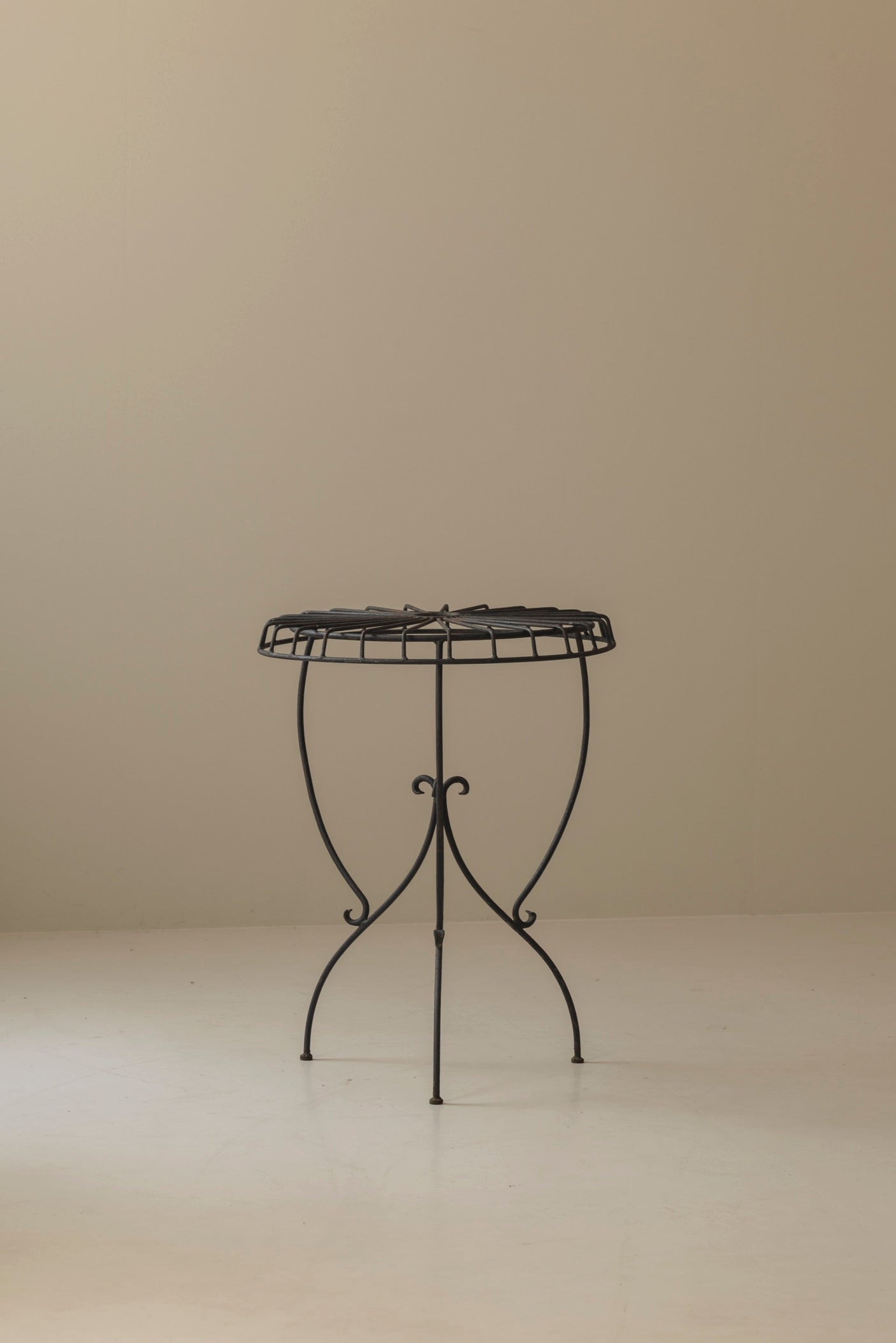 Wrought Iron Side Table attributed André Dubreuil, France 1986 — side angle