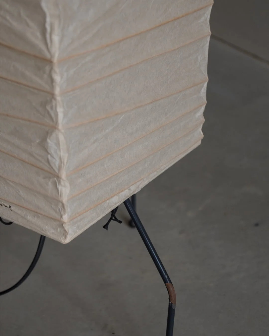 Isamu Noguchi - Akari UF