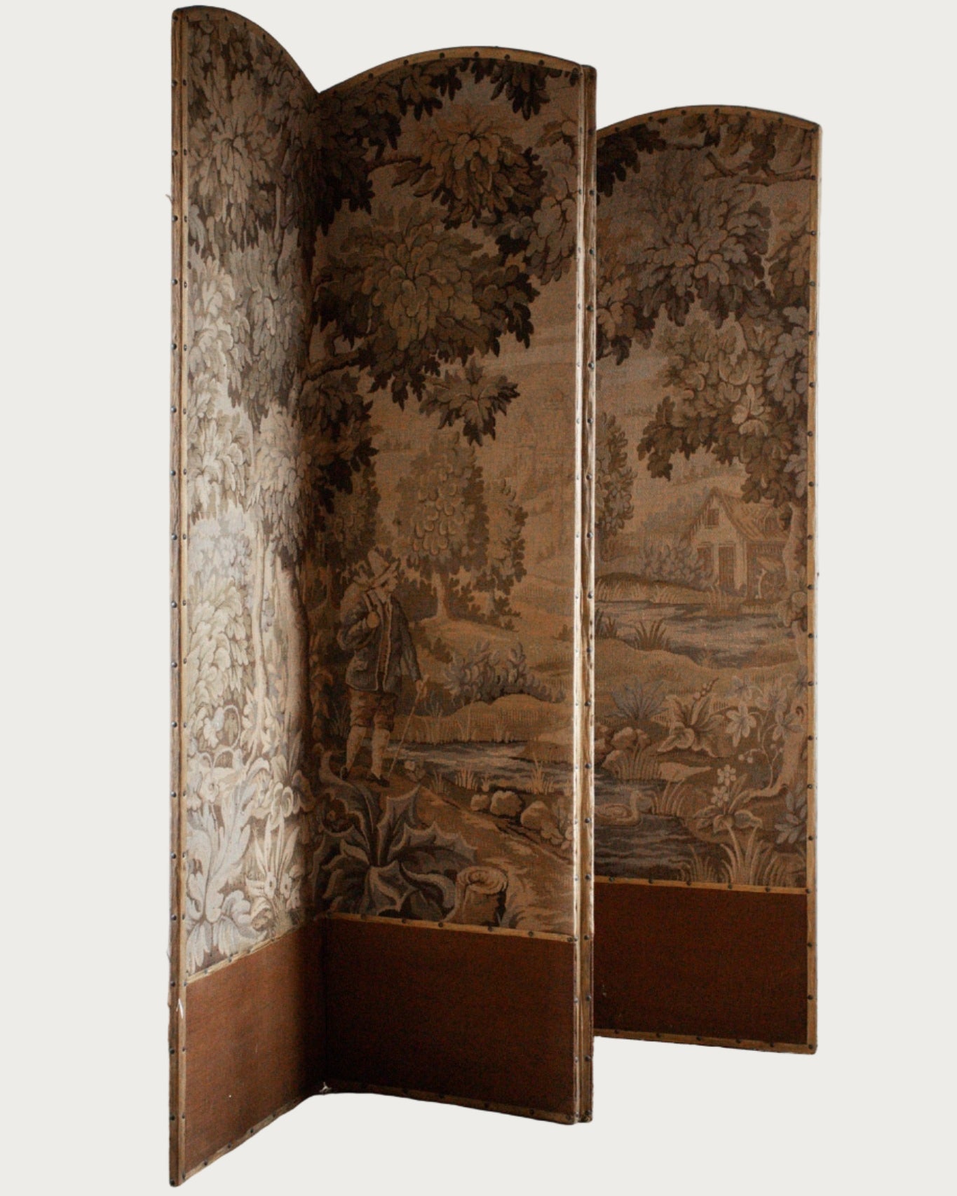 Paravent pliant français à quatre panneaux en tapisserie d'Aubusson représentant des scènes de verdure