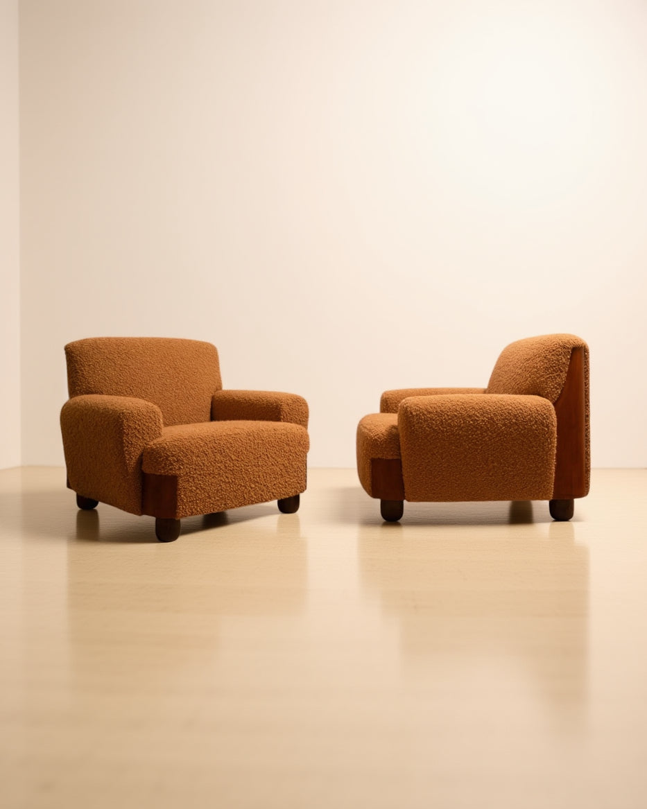 Italian armchairs wood & bouclé - 1970s by Galerie Vauvart | The Oblist