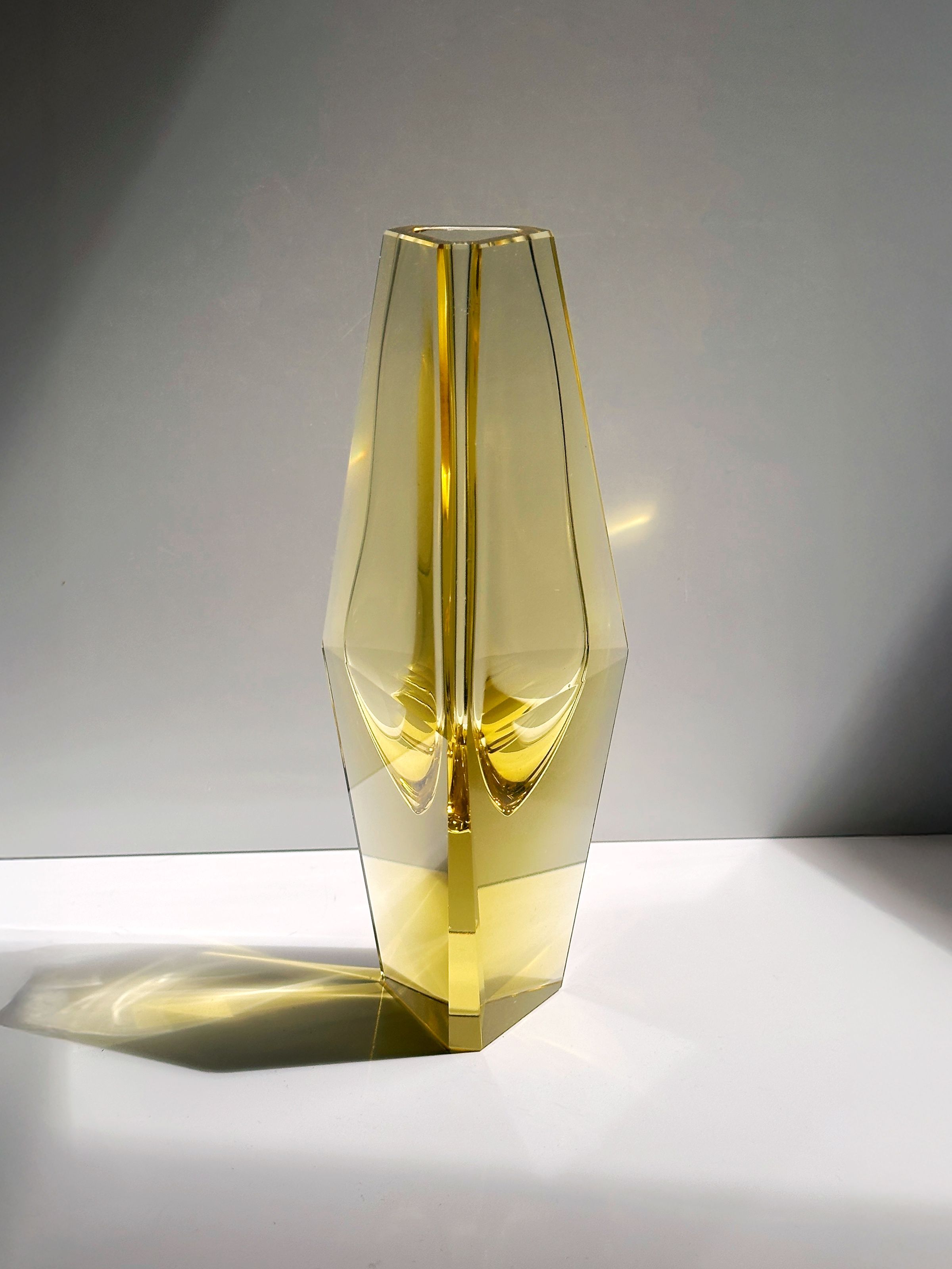 Citrine Murano glass vase displaying prismatic geometric faceting