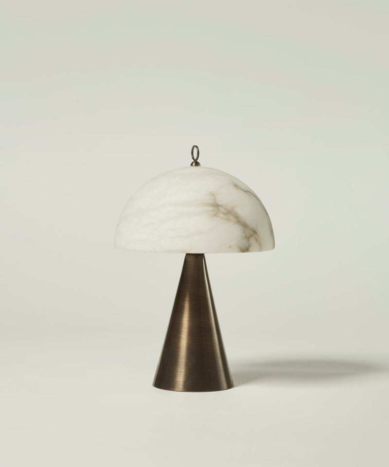 FUNGHETTO table lamp in alabaster and brushed bronze by MATLIGHT Milano | The Oblist