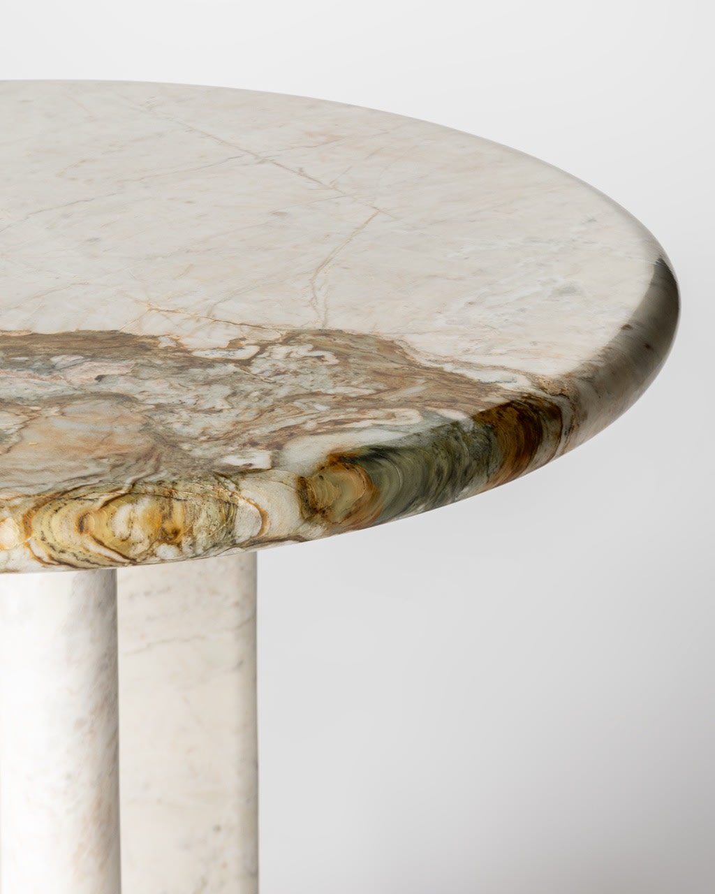 Saule Lounge Table — lifestyle setting