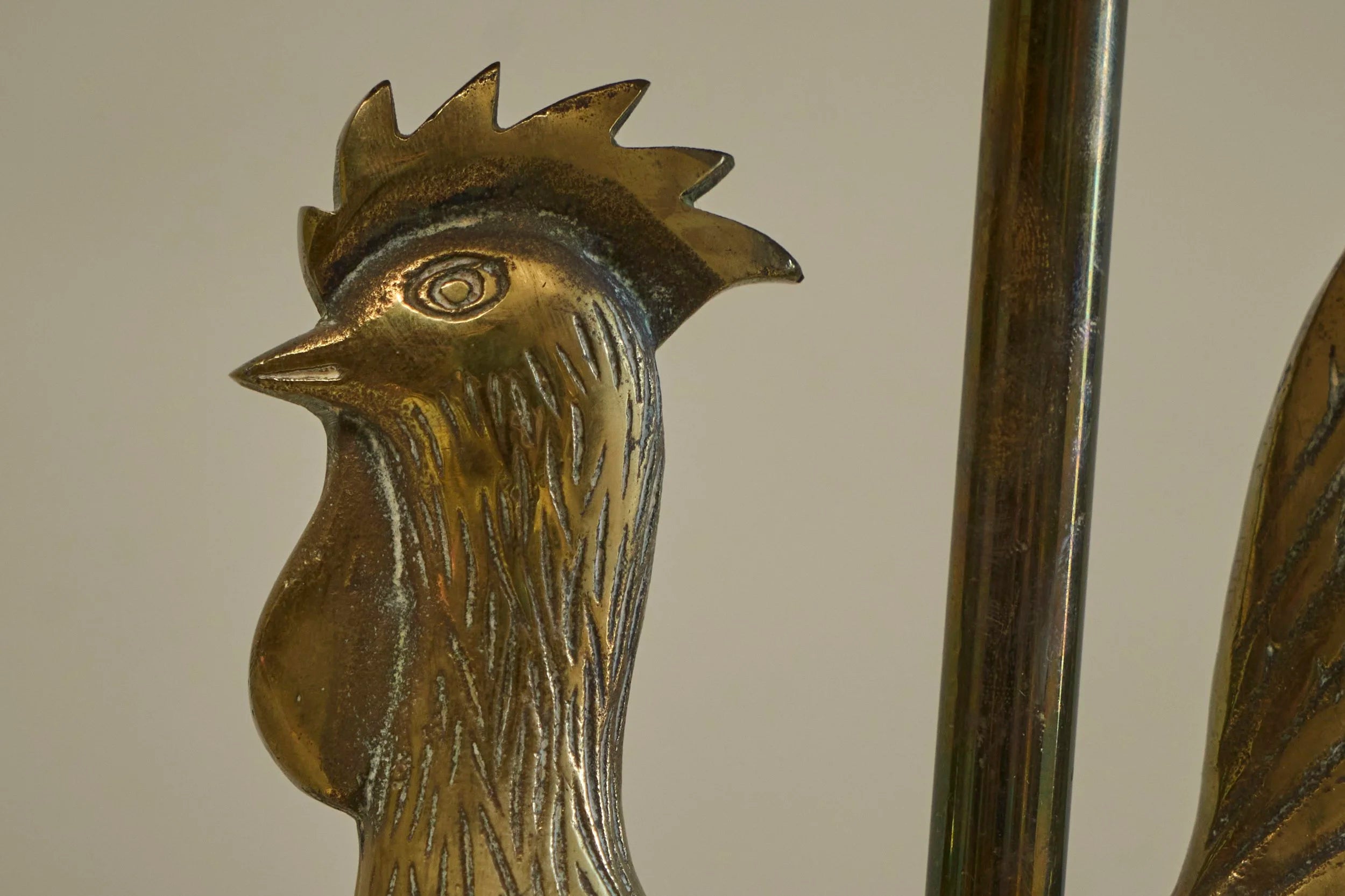 Fantastic French 'Le Coq d'Or' Rooster Table Lamp in Sand Cast Brass with Rattan Shade, 1960s — view 10