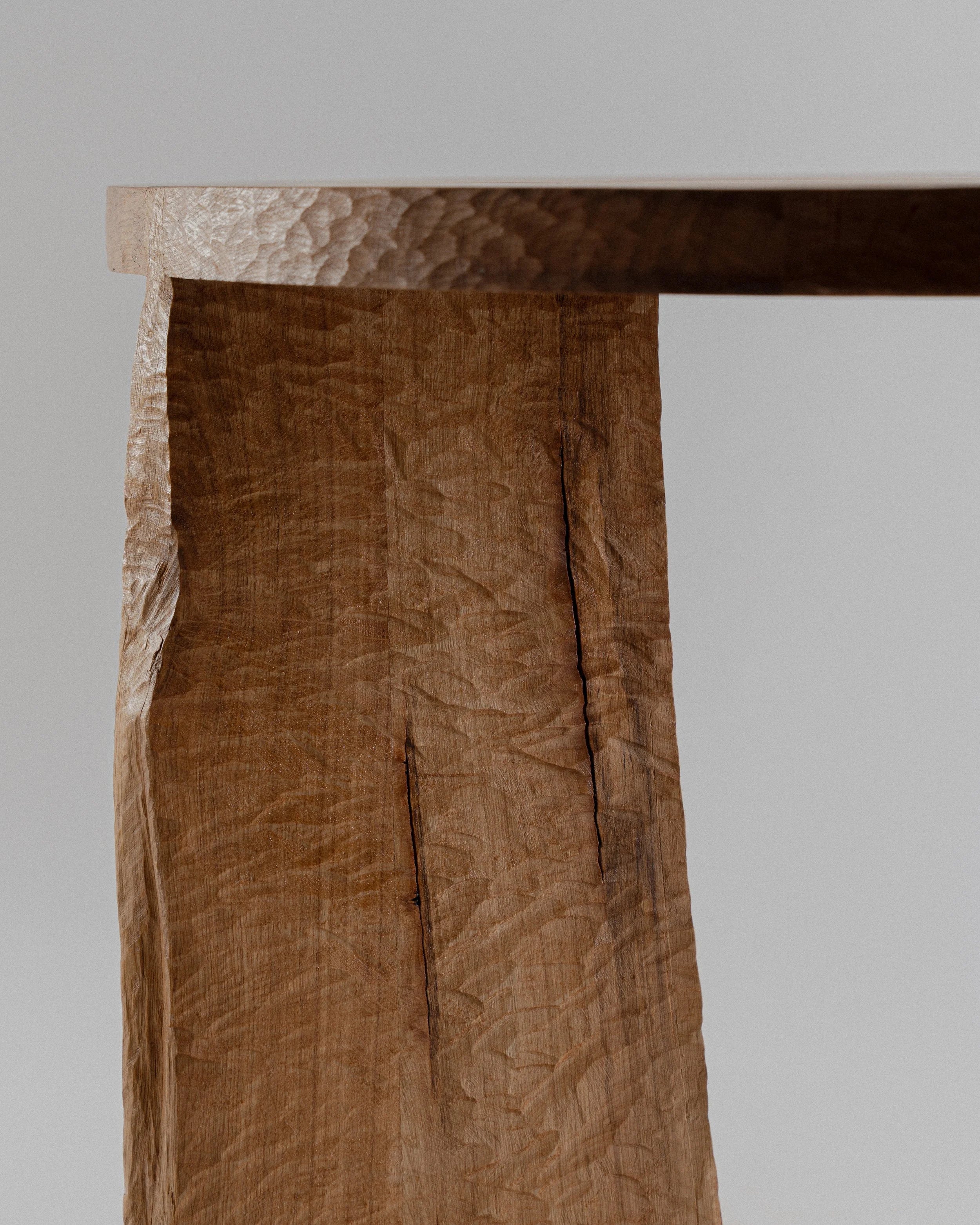 Molino Dining Table — detail view