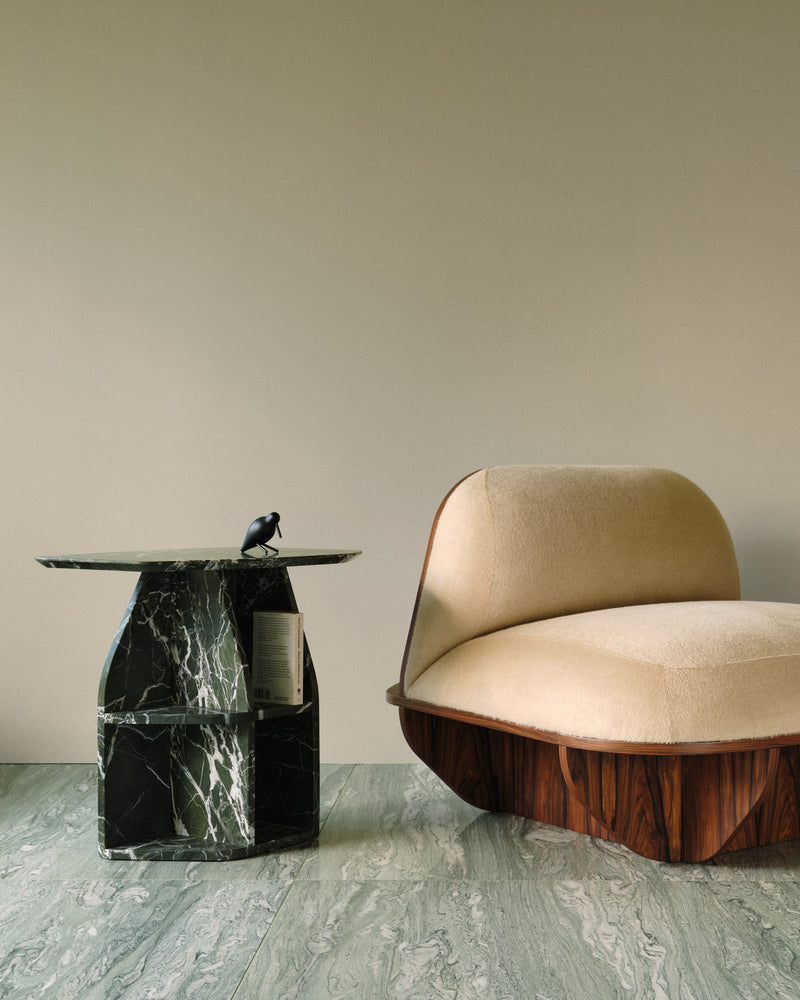 MATERA Side table in marble Verde Lepanto — detail view