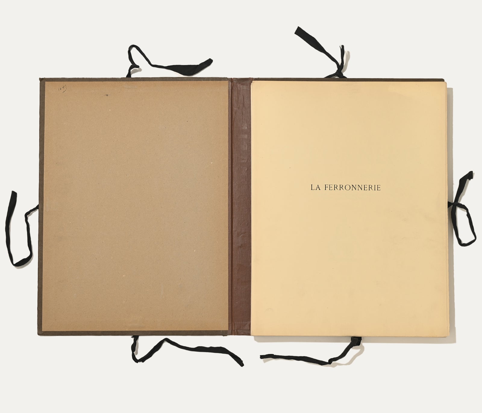 La Ferronnerie, Exposition Des Arts Decoratifs Paris, 1925 Art and Interiors Book — alternate view