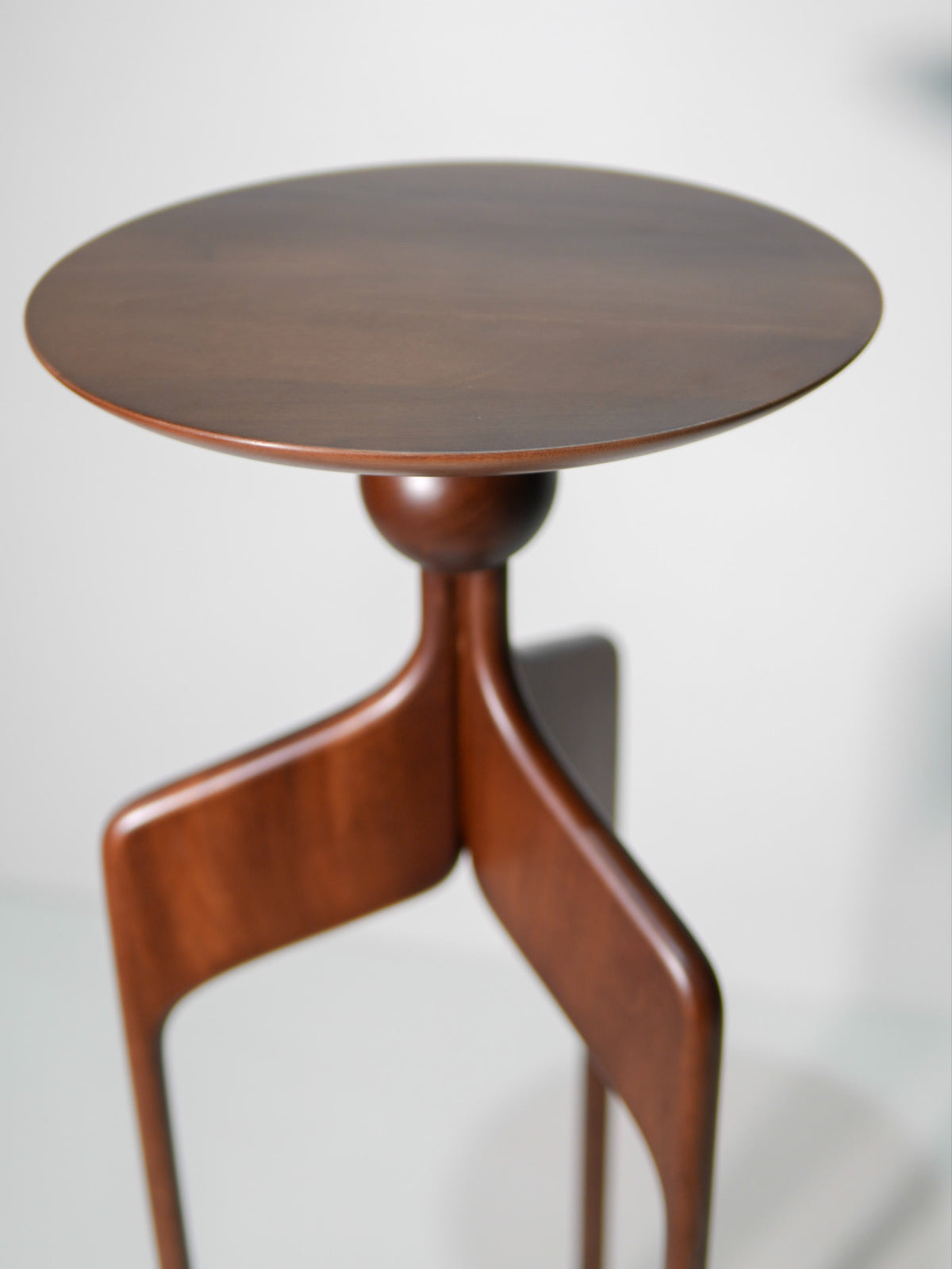 Sentinela Pedestal — detail view