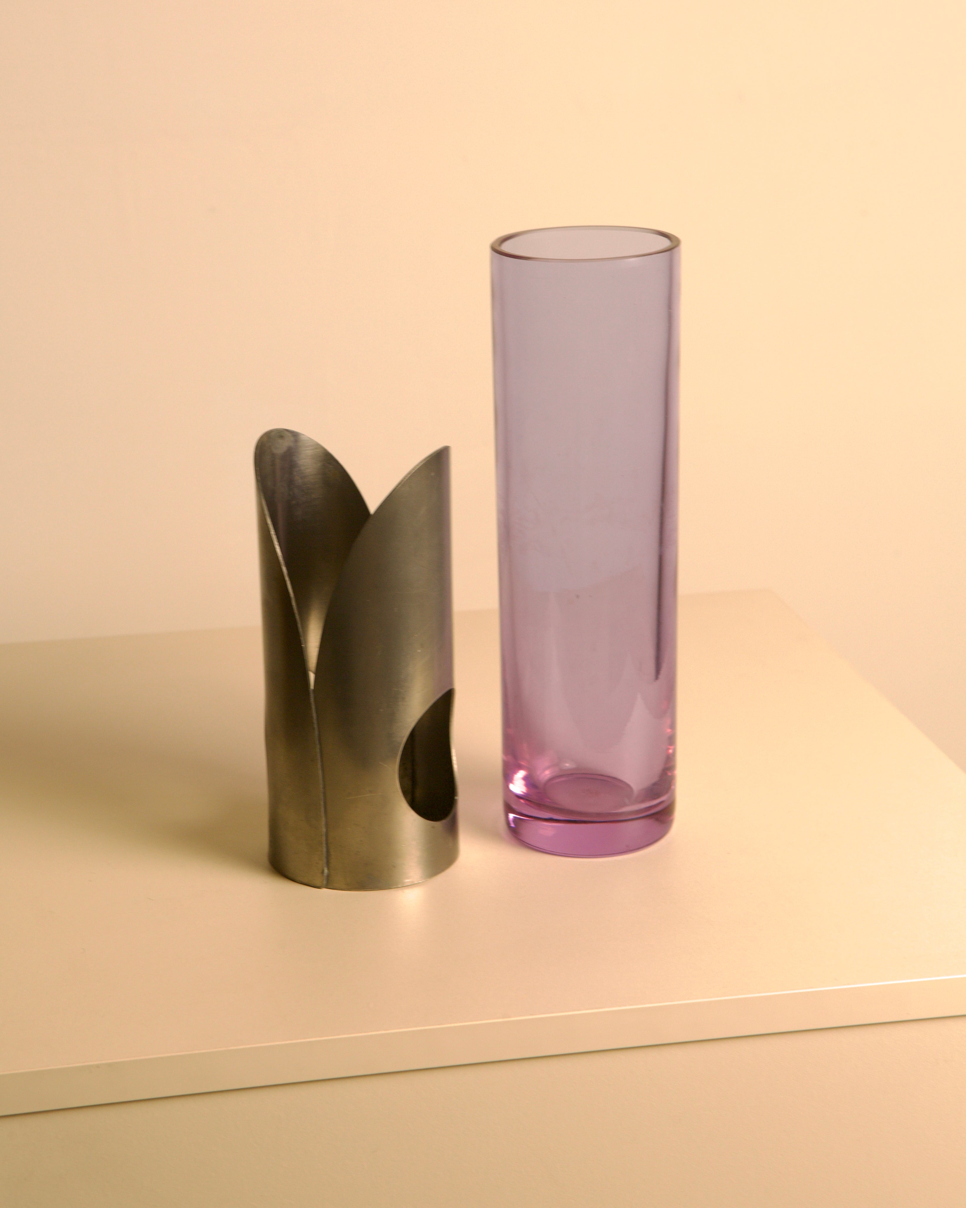Murano Glass Vase, DLG Arnolfio di Cambio, 1960s — side angle showing purple glass and metal holder