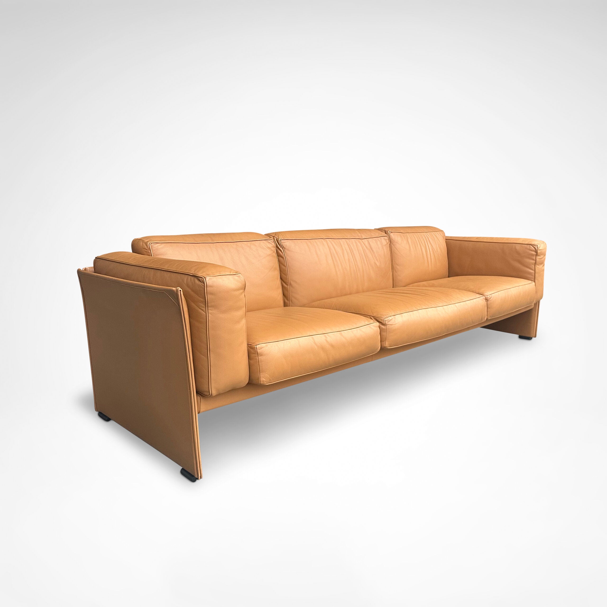 Duc Camel Leather 3-Seater Sofa by Mario Bellini for Cassina, 1990s — alternate view