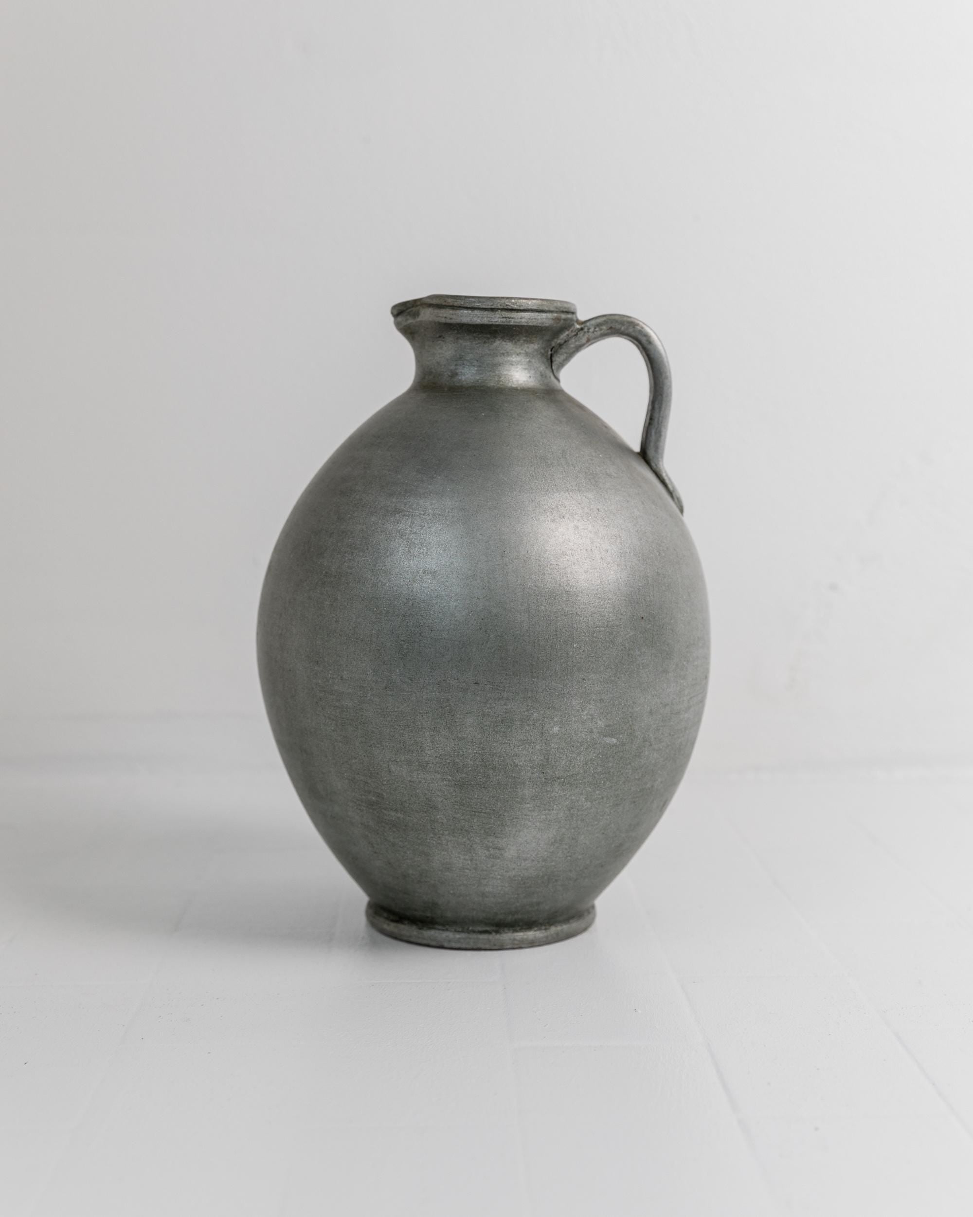 Vintage 1960s Studio Ceramic Vase with Handle, Large Rounded Form with Silver Glaze, Timeless Design, handmade Pottery, Elegant Gift Idea — detail view