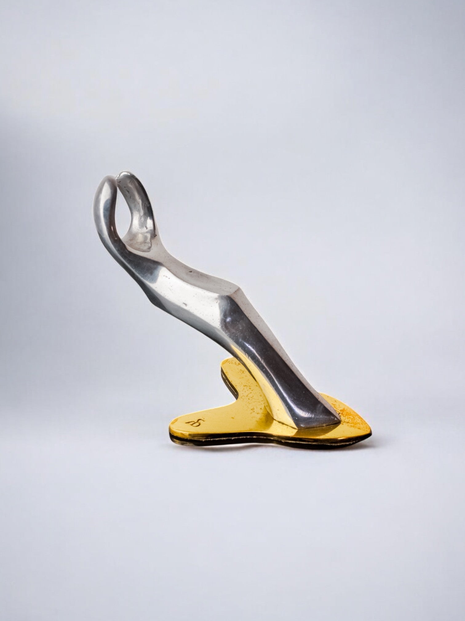 Brutalist wine bottle holder by Ardisur, Spain, circa 1970's — detail view