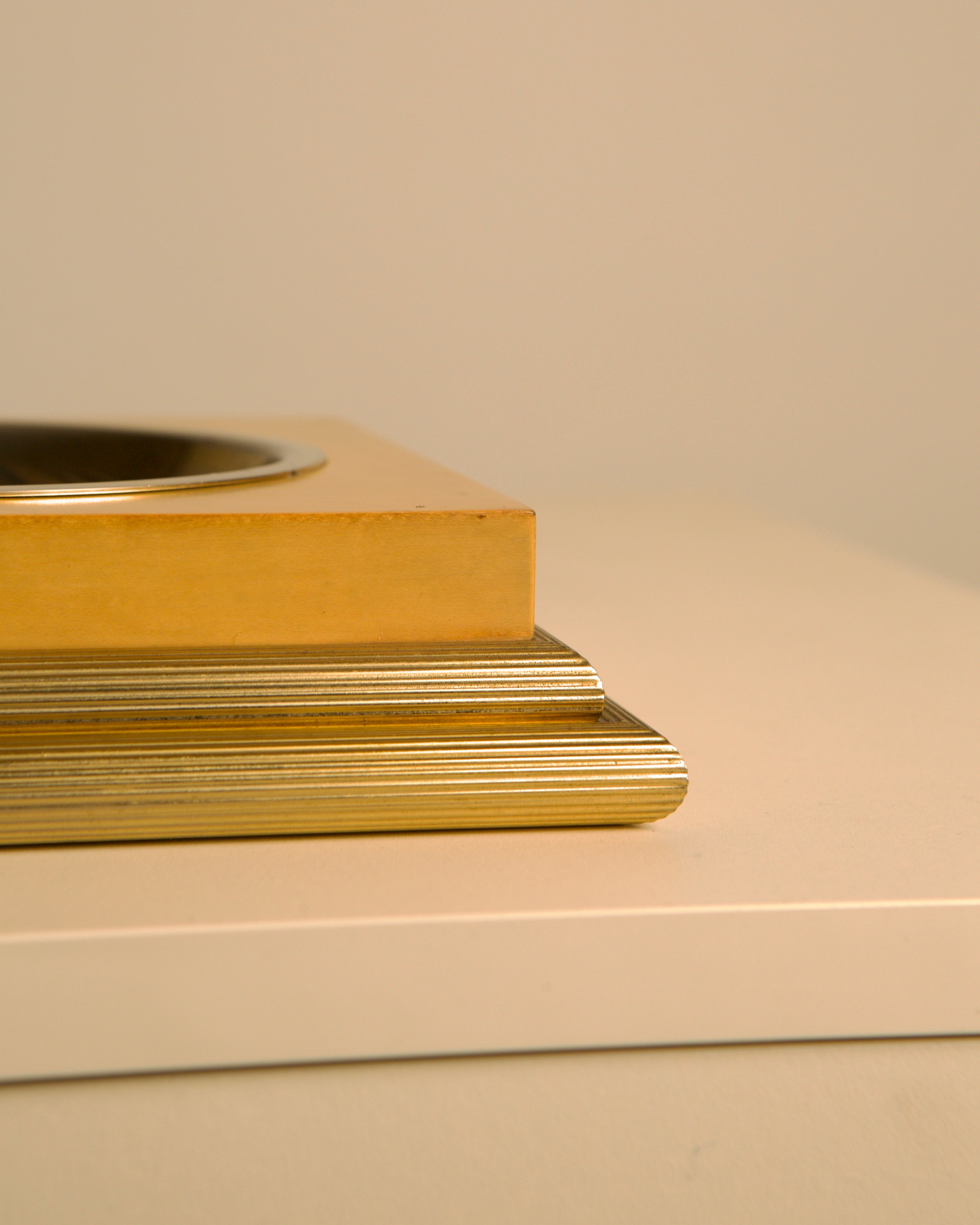 Italian square valet tray in gilt metal and light wood from the 70s — side angle