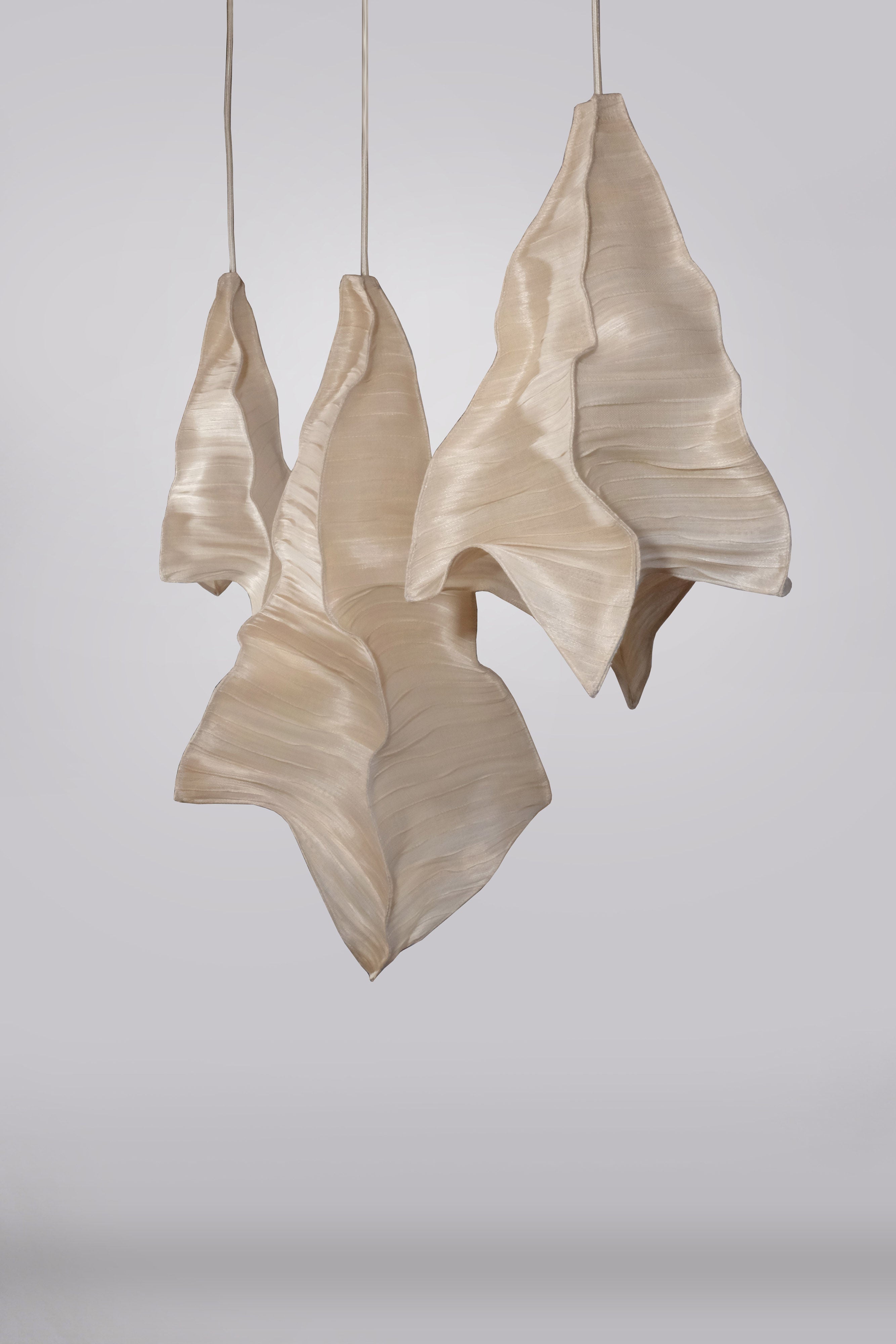 'Phantasma' Set of 3 Pendant Light