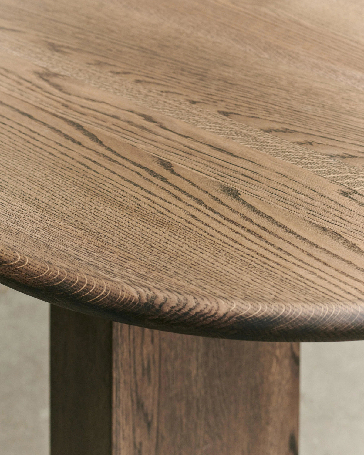 PILLABOUT TABLE 03 — additional view