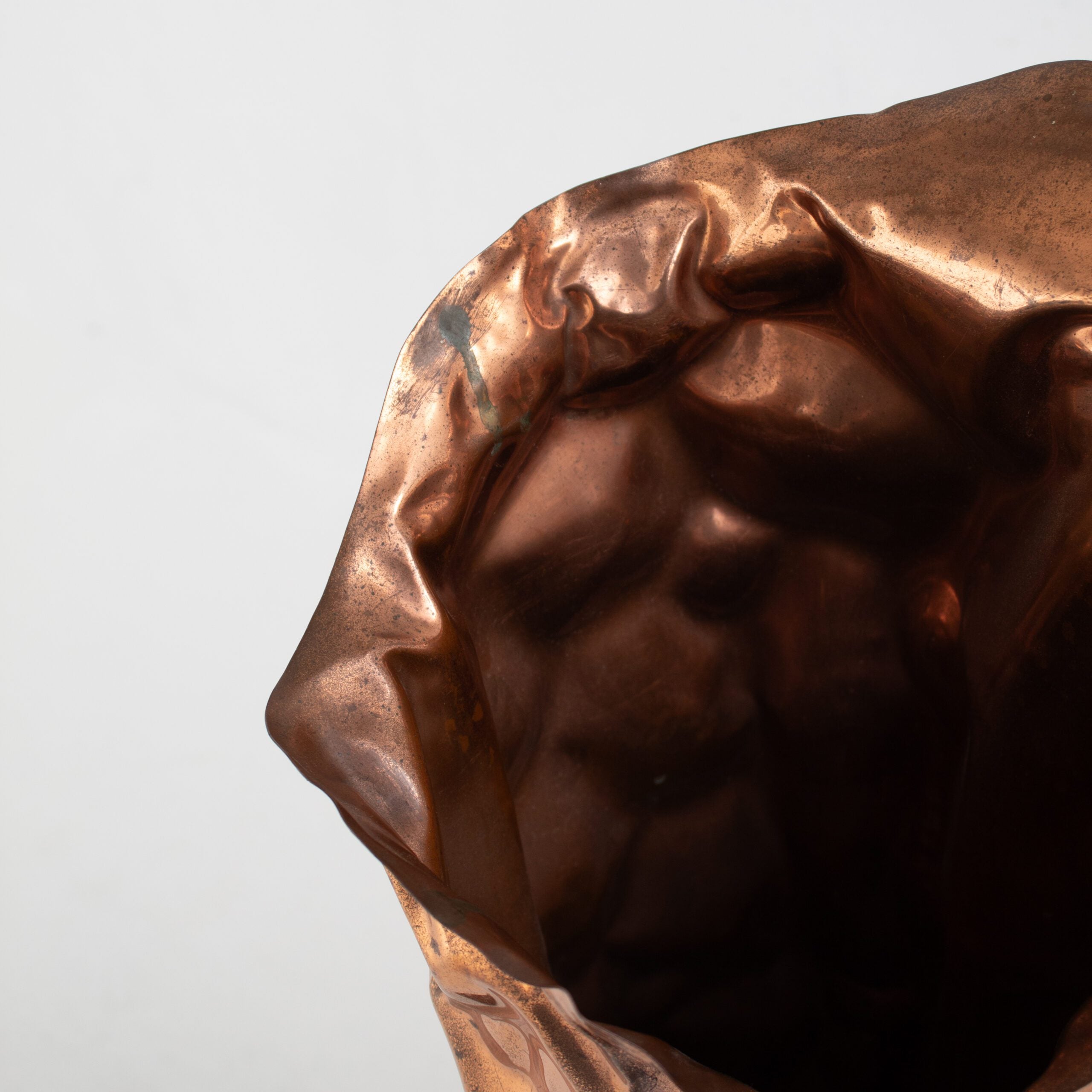 Bragalini Hammered Copper Vase — close-up of copper rim detail