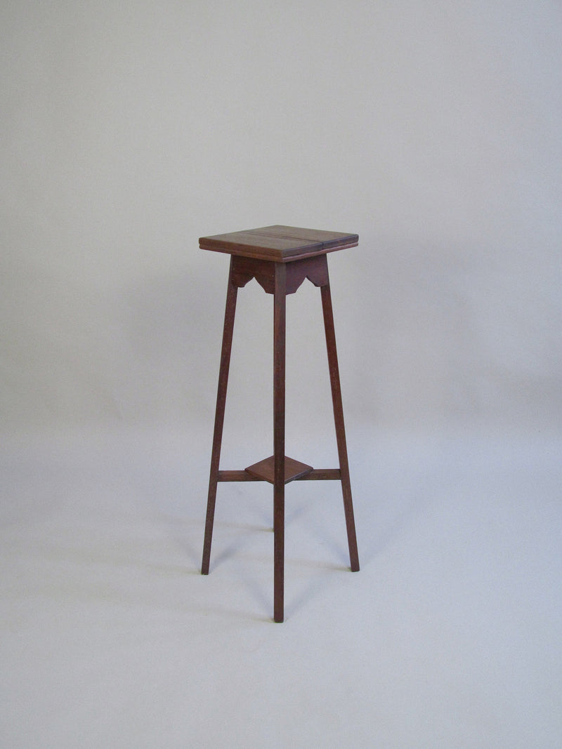 Arts & Crafts Oak Stand, c.1910 — side view highlighting wooden legs
