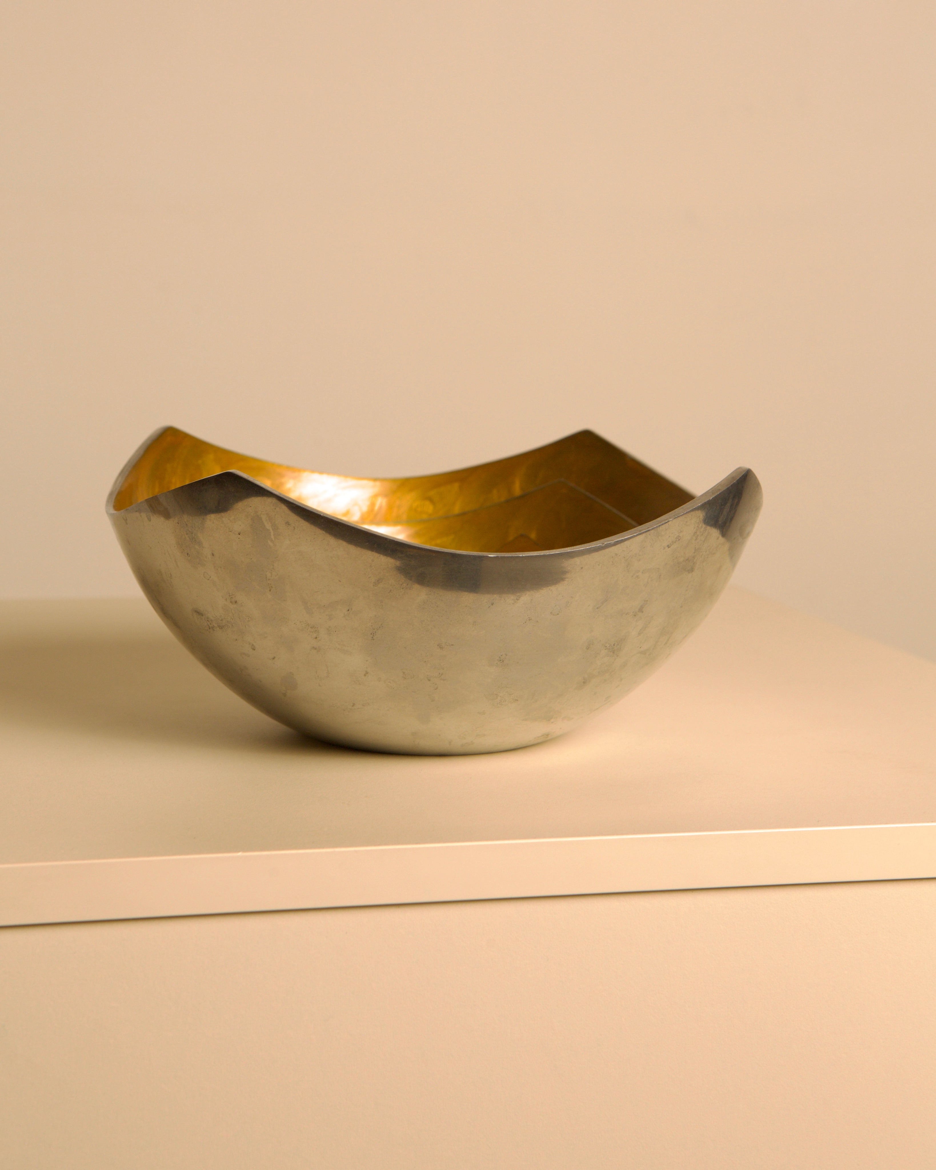  Set of 3 Brandani "Crema" Catchall Bowls, Italy, 1980s — close-up