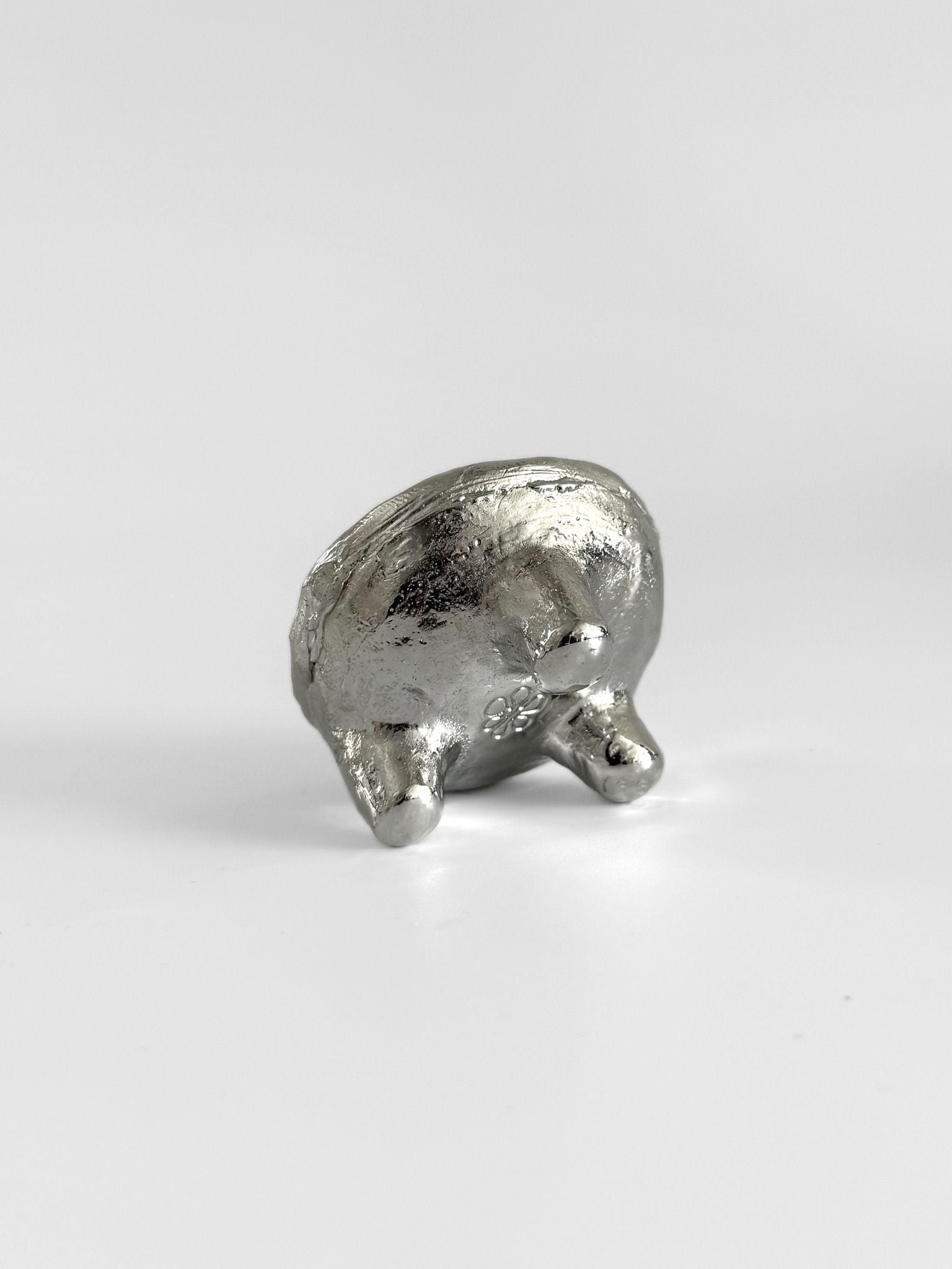 The Tin Collection / Breakfast Set — top view of metallic serveware piece