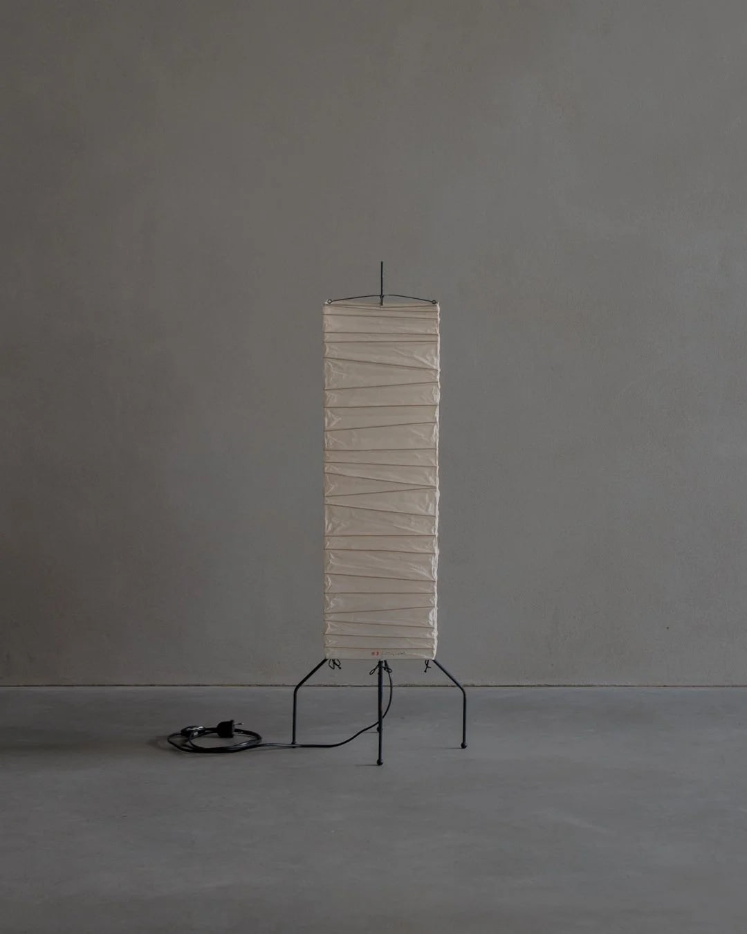 Isamu Noguchi - Akari UF