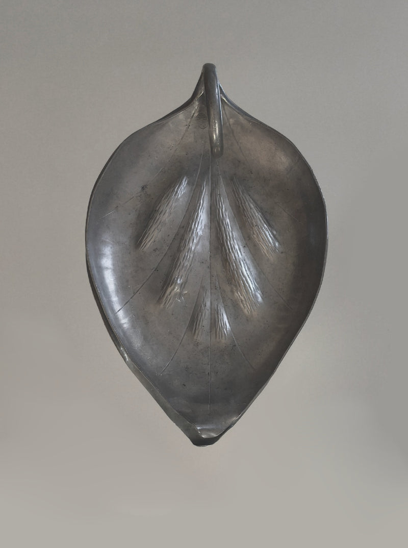 Large pewter leaf-shaped vide poche with detailed vein texture