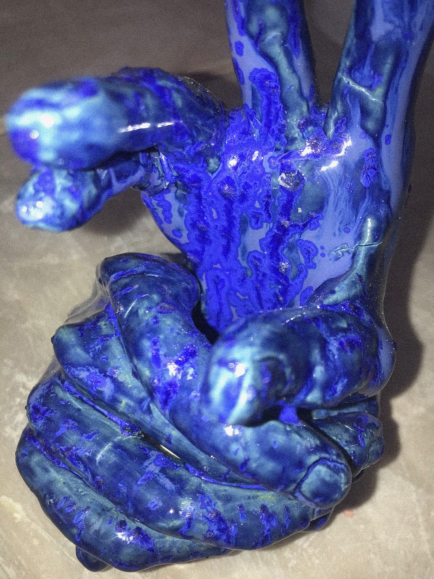 Three-hands blue candle holder in ceramic n°46 — lifestyle setting