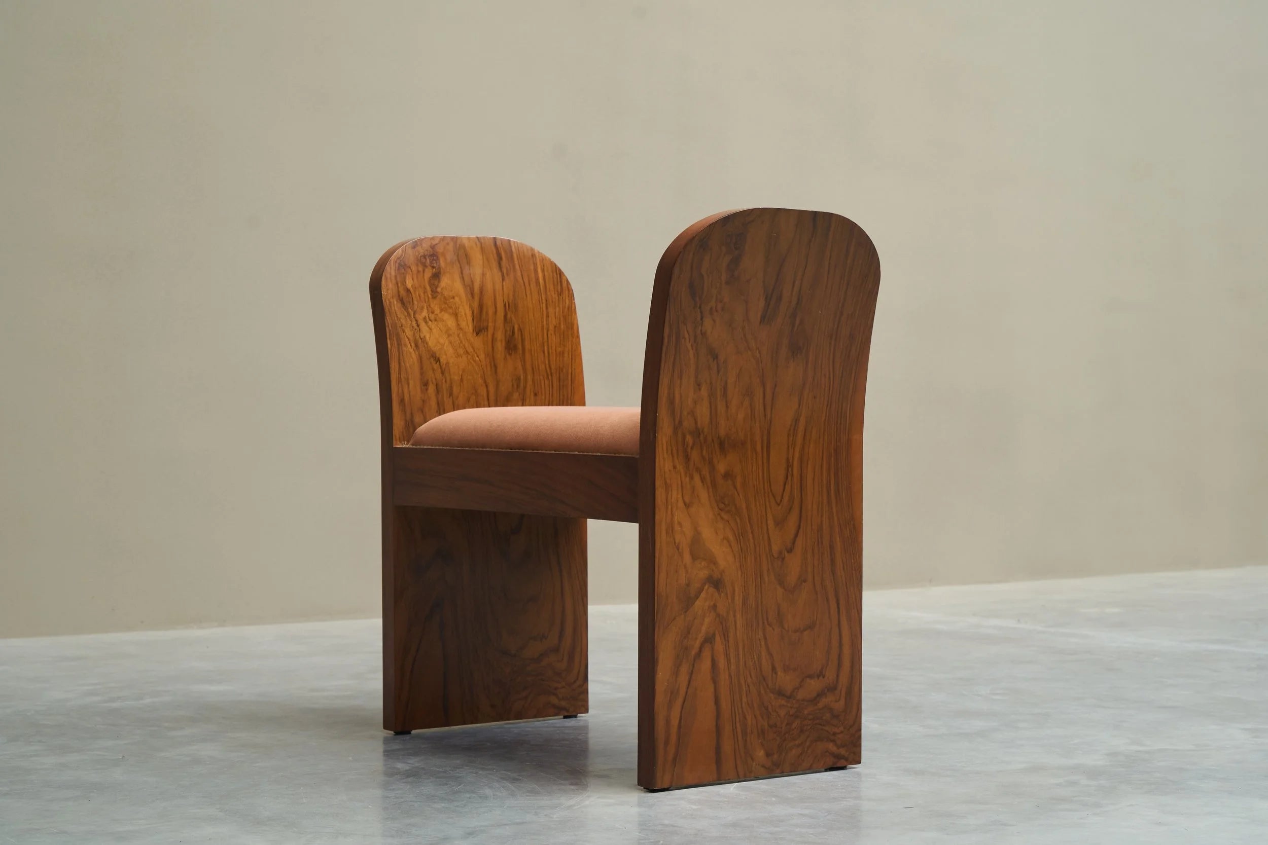 Stunning Art Deco Bench in Burr Burl Walnut and Velvet by ORNAMENTUM | The Oblist