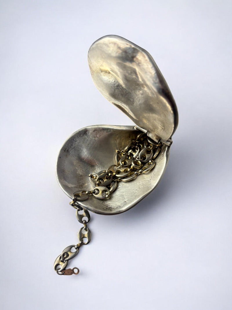 Oyster shell jewelry box in silver, Italy, 1960's by Malamar Studio | The Oblist — silver metal, vintage design