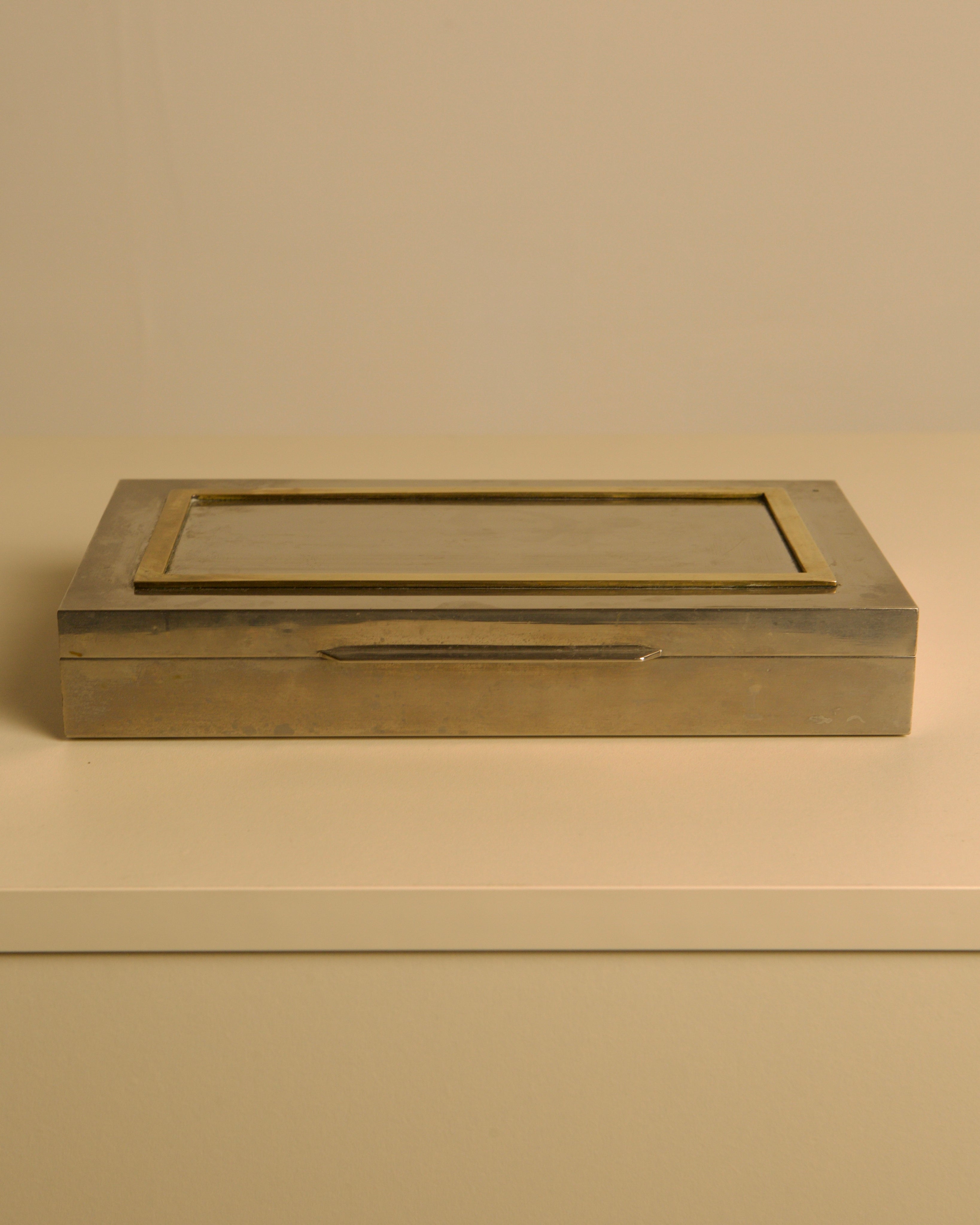 Large Italian metal and brass box with a wooden interior, 70s — side angle showing reflective brass top