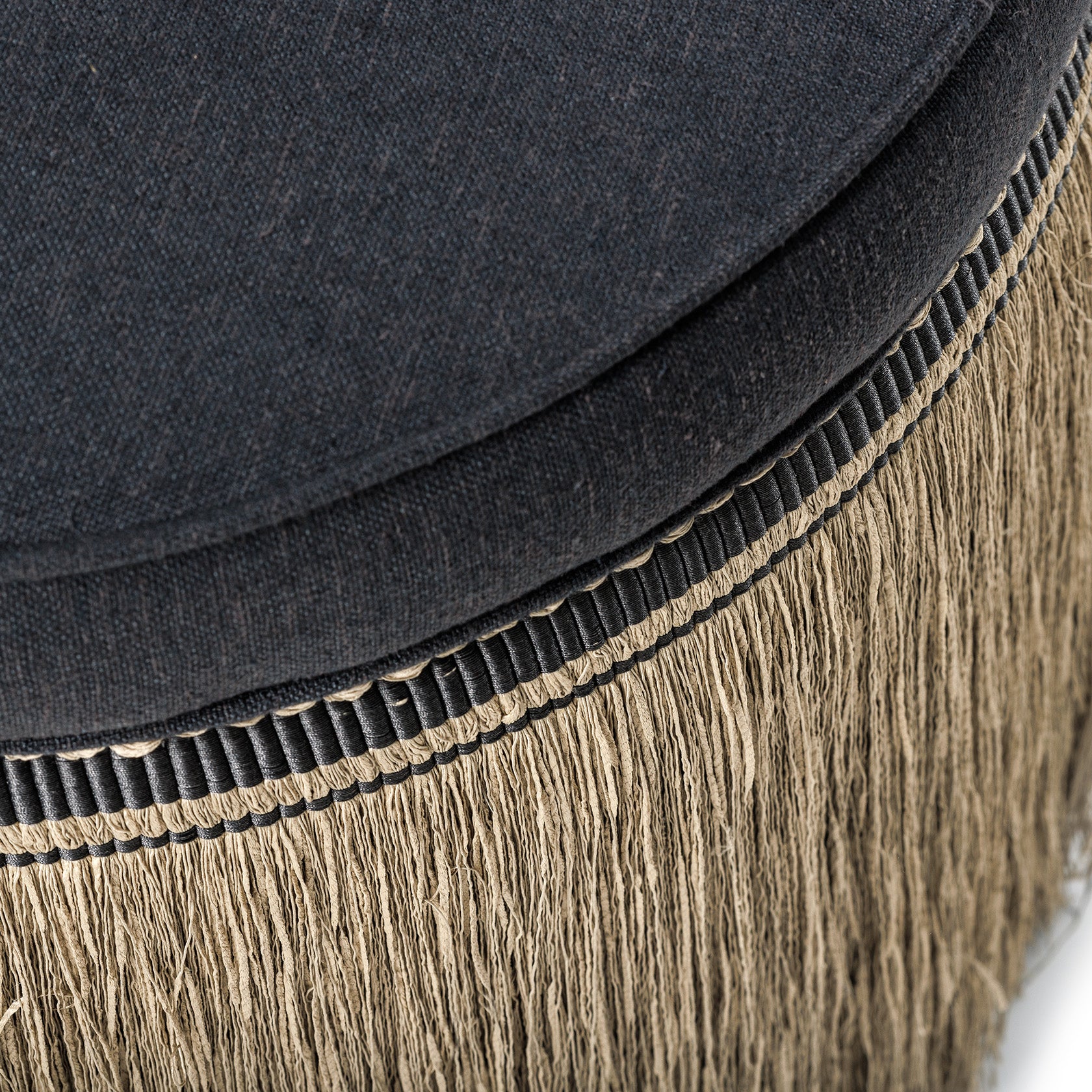 Laurent Pouf - Kanvas Ebony & Houlès Fringe — detail view