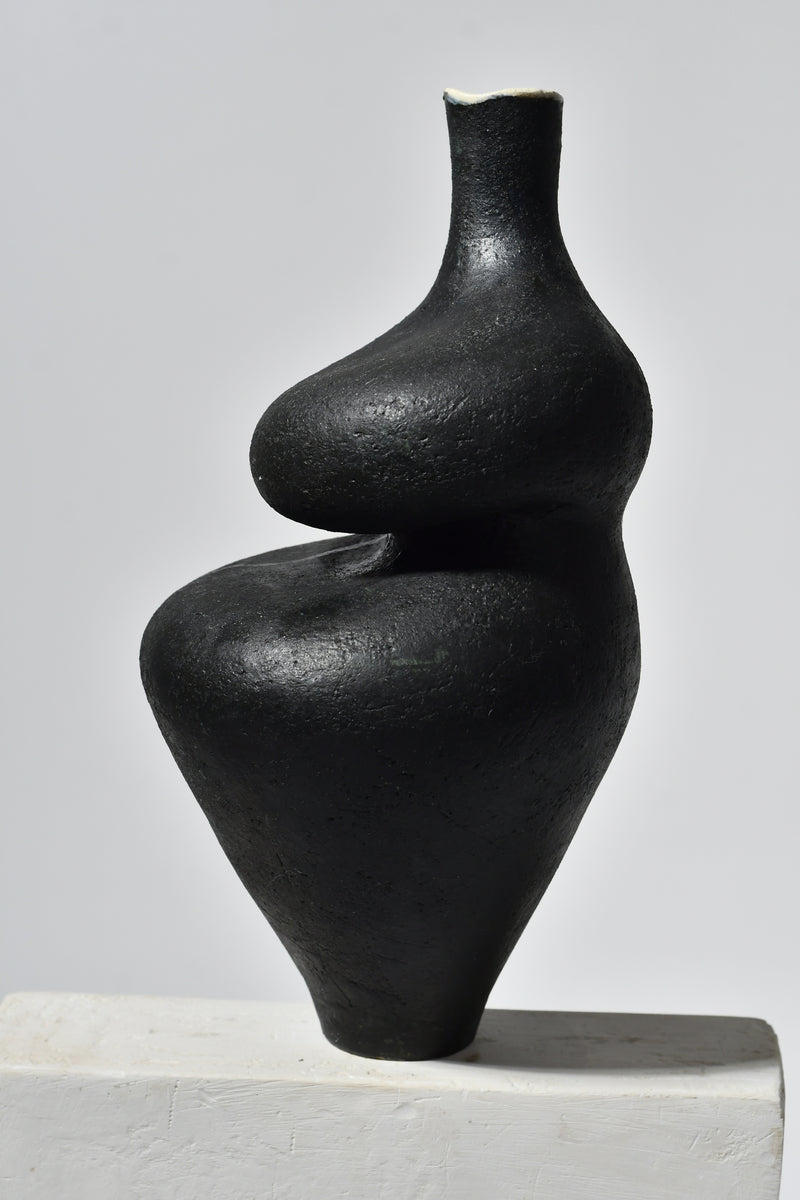 Black Lilith by Lucia Mondadori | The Oblist